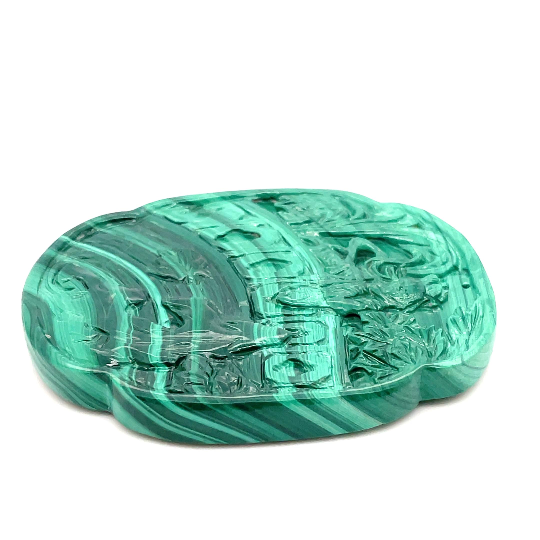 Ciondolo rettangolare con intaglio e Lady Cts 297,95 In condizioni Nuovo in vendita a Hong Kong, HK