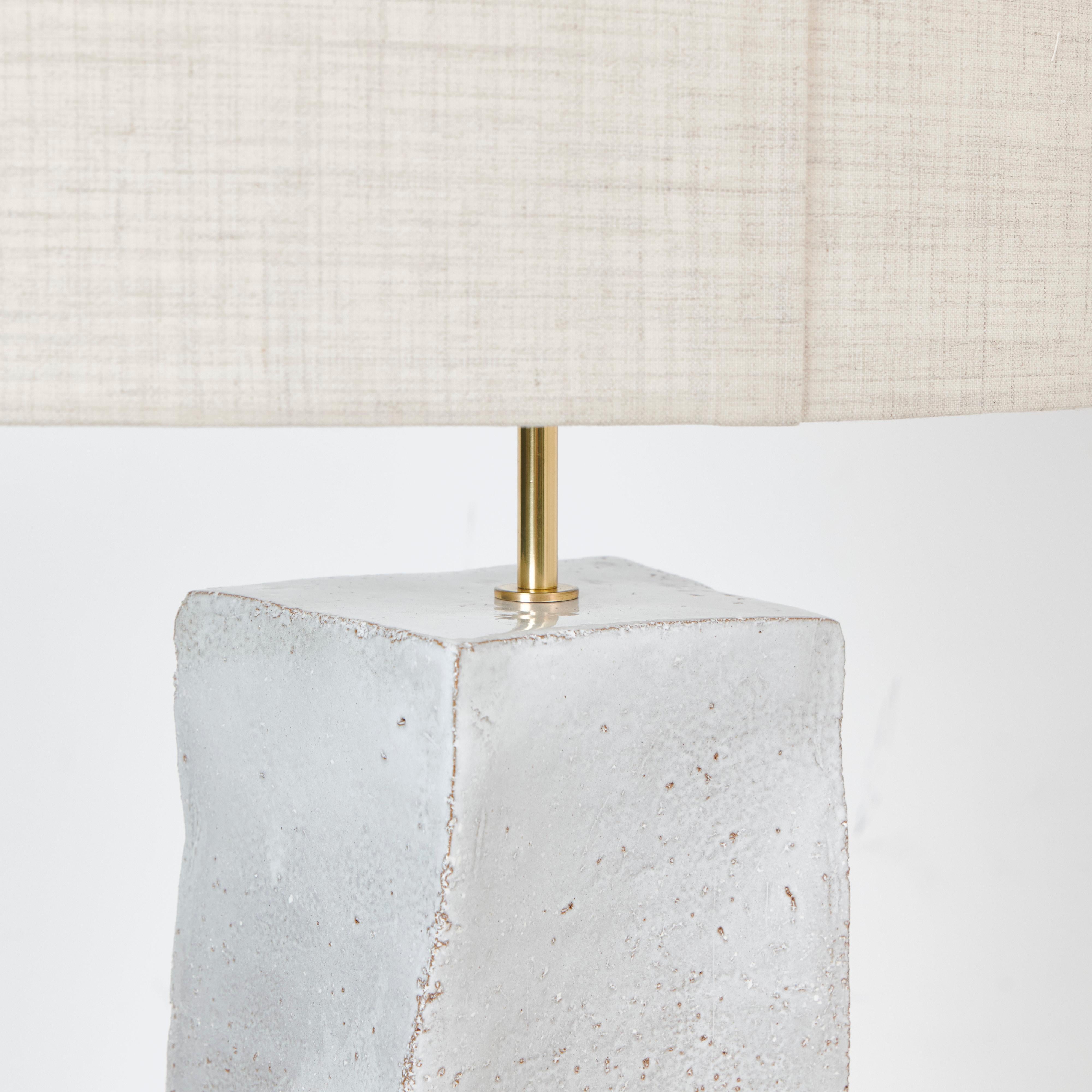 Fait main Lampe rectangulaire en céramique en vente