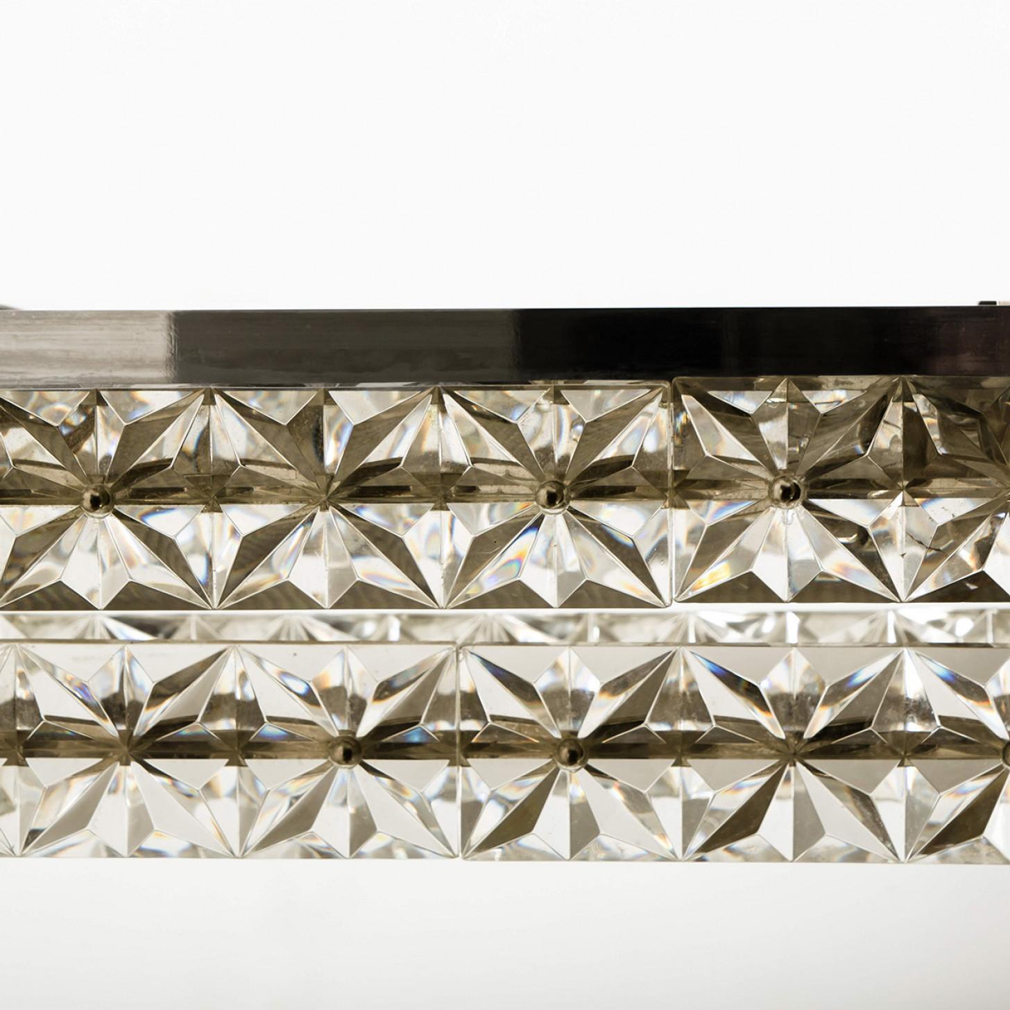Lámpara colgante rectangular Kinkeldey de cromo y cristal, 1970 en venta 7