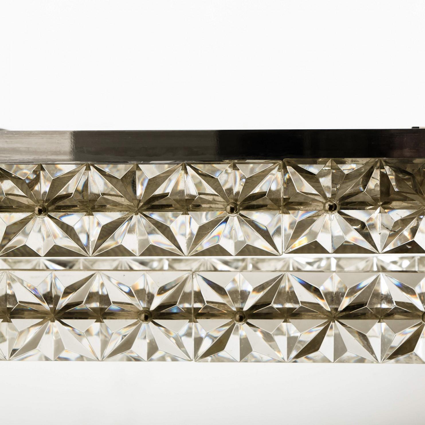Lámpara colgante rectangular Kinkeldey de cromo y cristal, 1970 Otro en venta