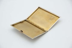 Etui à cigarettes rectangulaire en argent guilloché