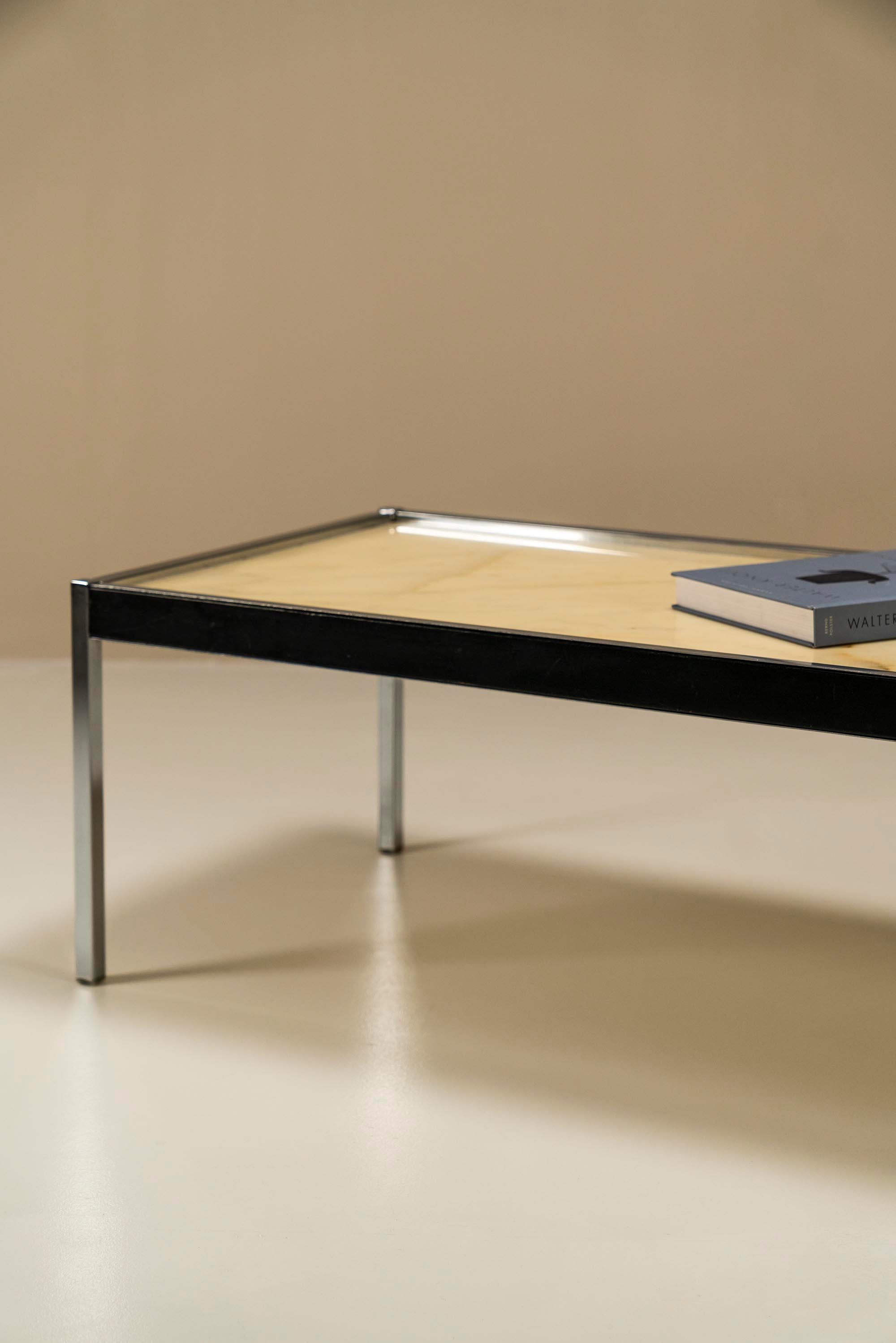 Rectangular Coffee Table in Marble, Chrome and Leather, Italy, 1970s For Sale 1