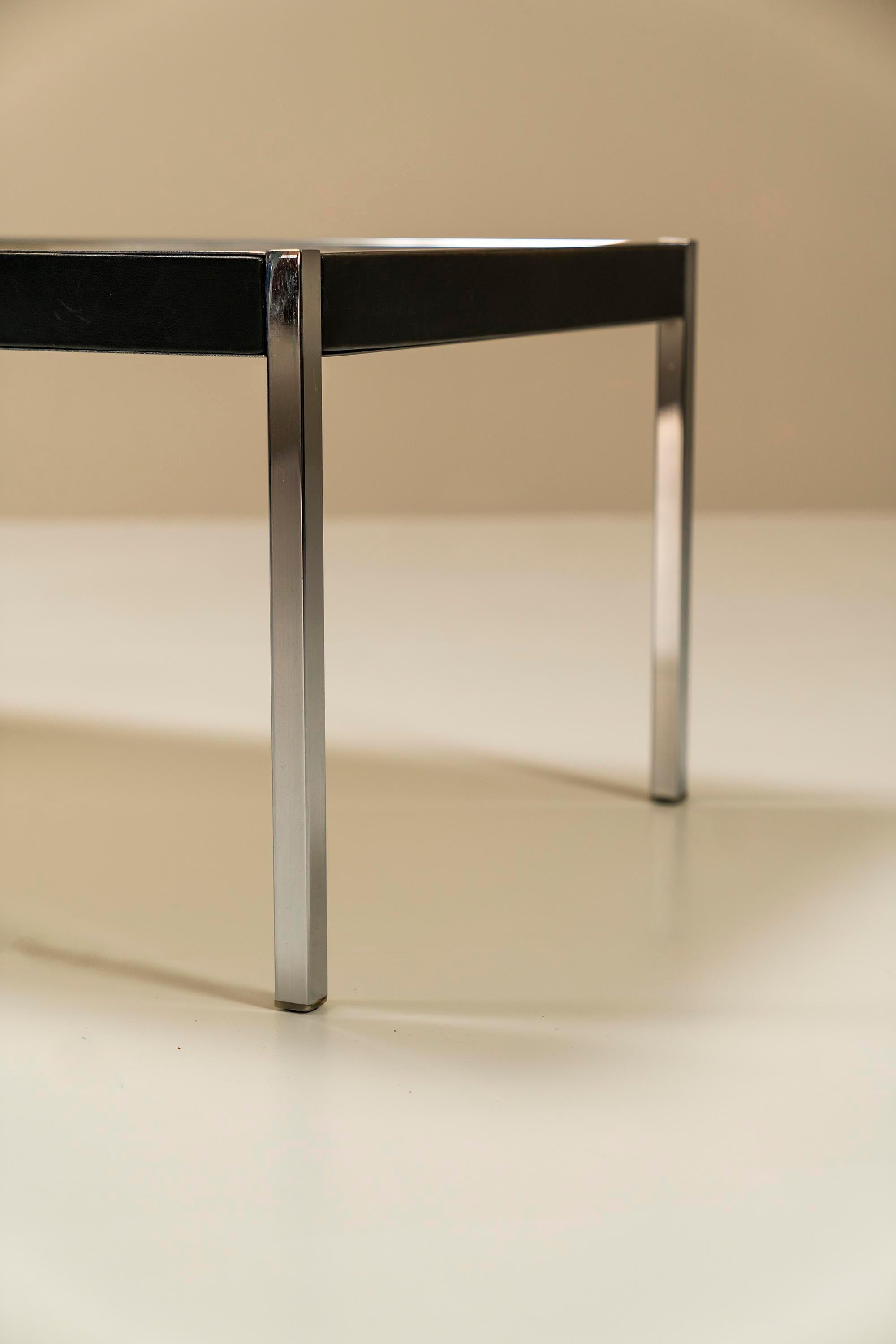 Rectangular Coffee Table in Marble, Chrome and Leather, Italy, 1970s For Sale 2