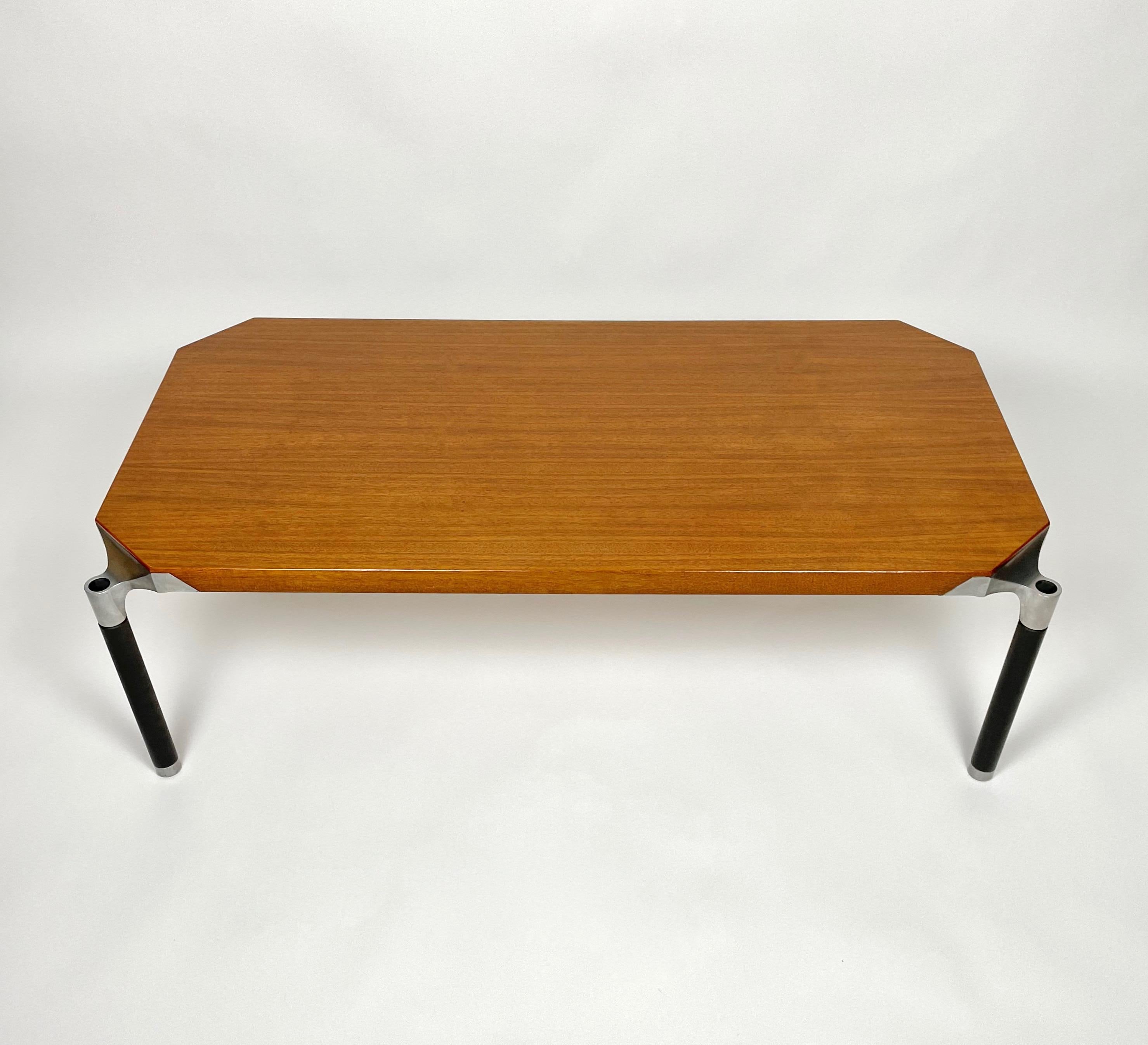 Mid-20th Century Rectangular Coffee Table 