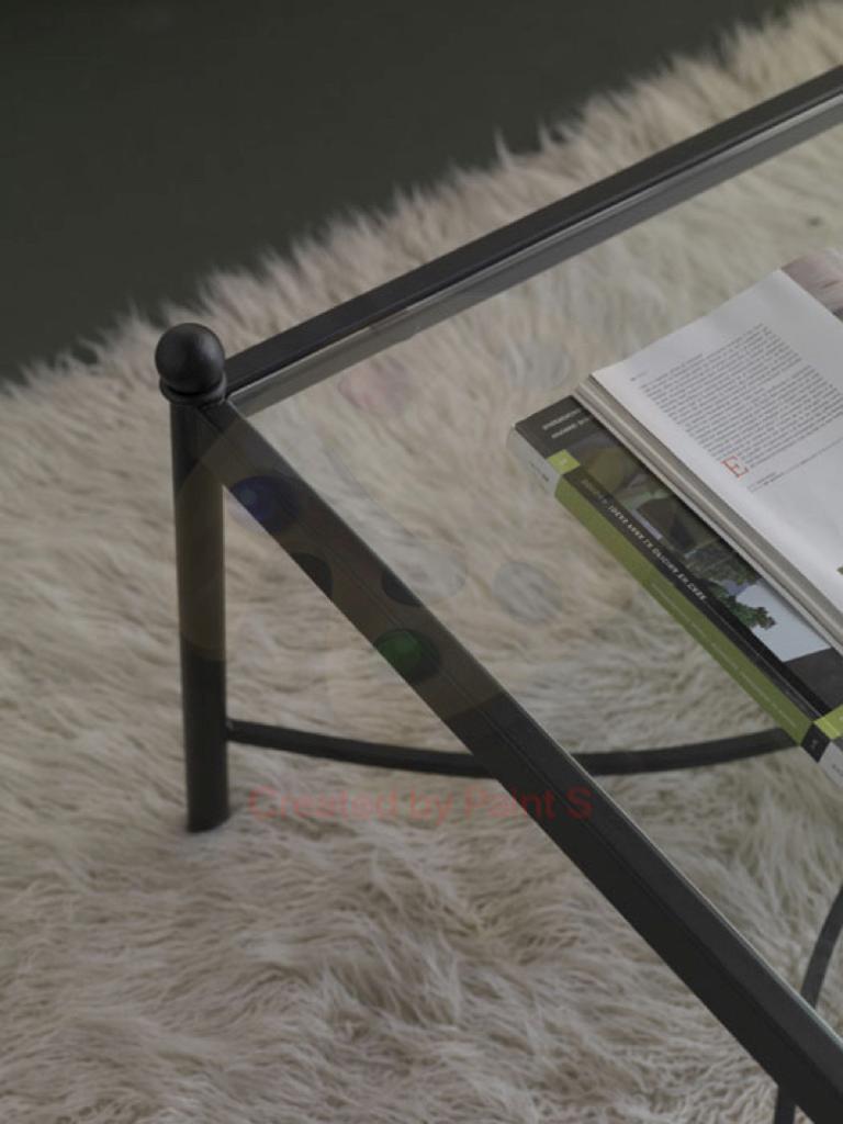 Mid-Century Modern Table basse rectangulaire avec structure en métal et plateau en verre en vente