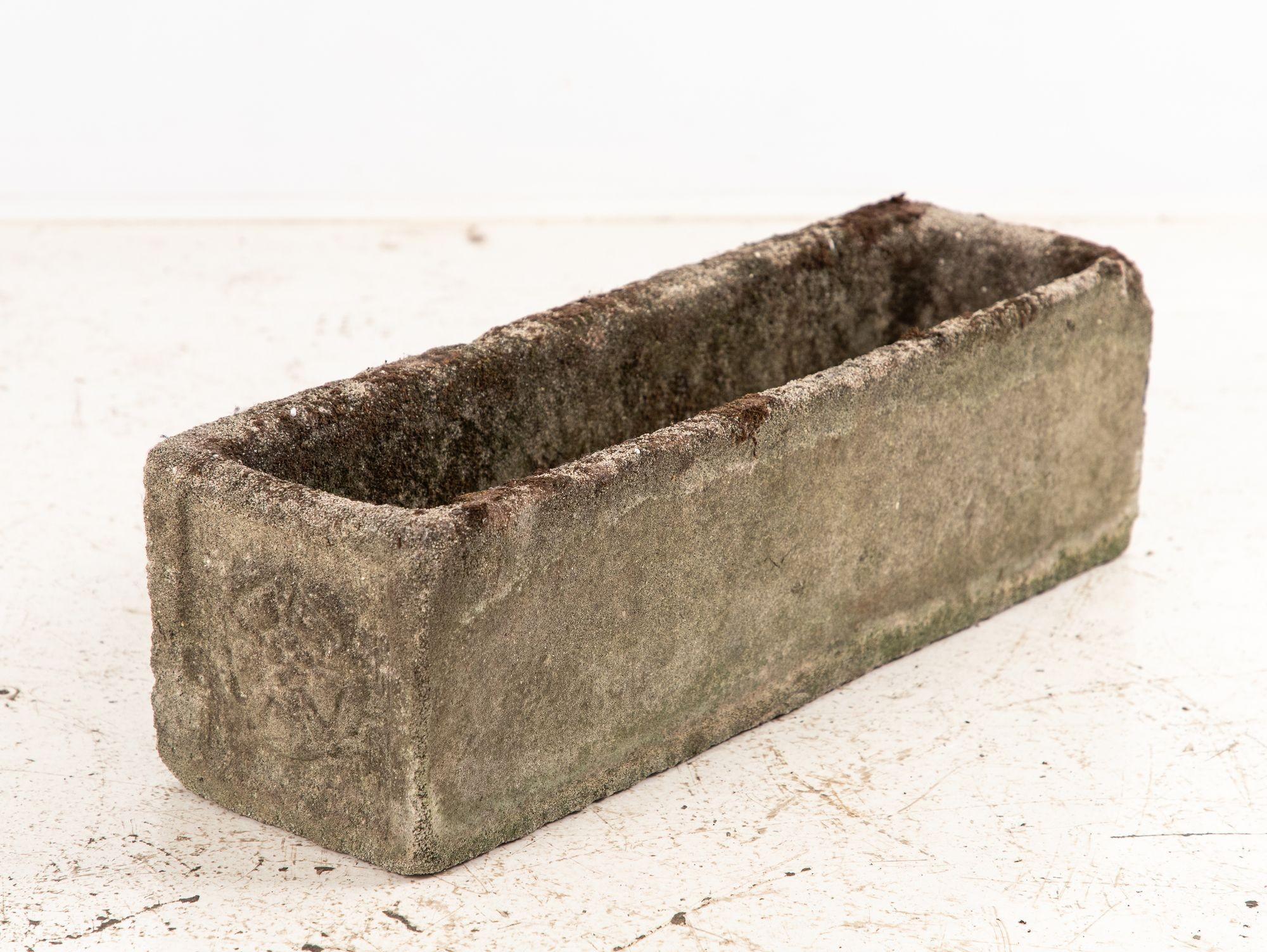 Rectangular Concrete Stone Planter with Tudor Rose Pattern, England mid 20th C. For Sale 2
