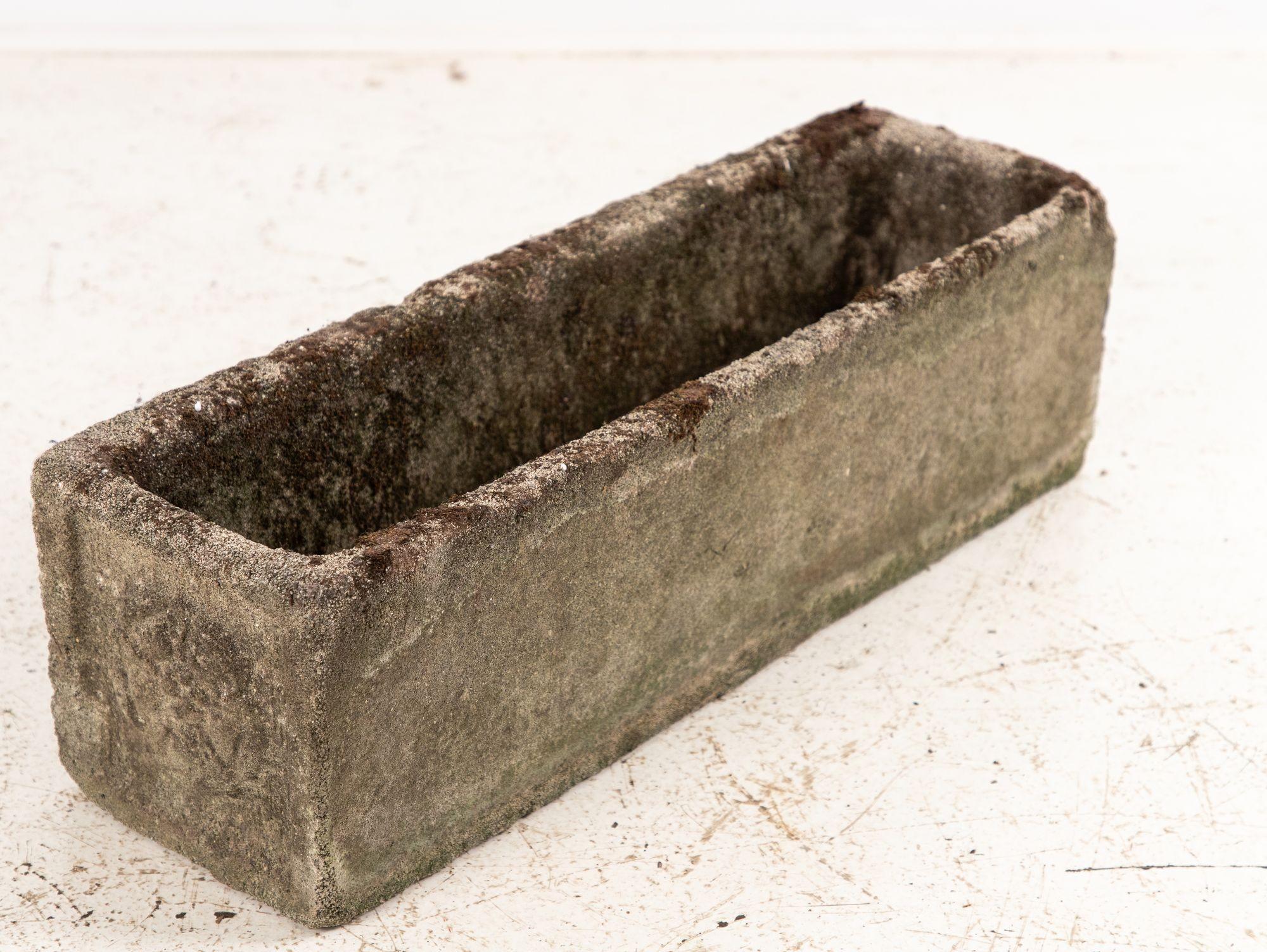 Rectangular Concrete Stone Planter with Tudor Rose Pattern, England mid 20th C. For Sale 3