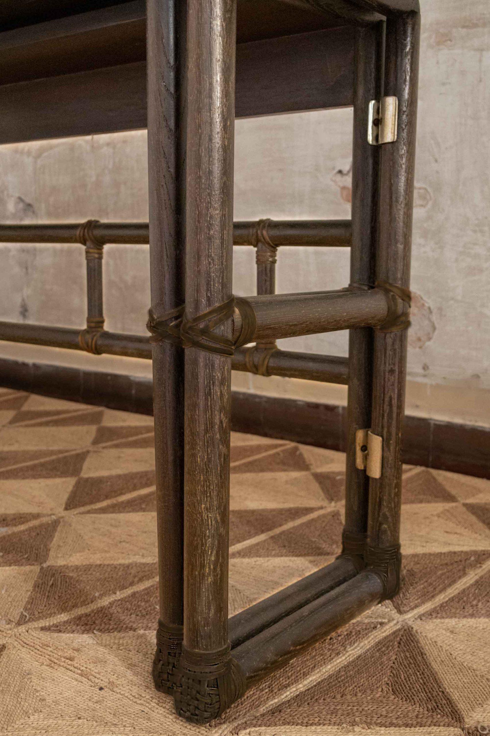 Tavolo consolle rettangolare di Lyda Levi per Mcguire - Anni '70 in vendita 1
