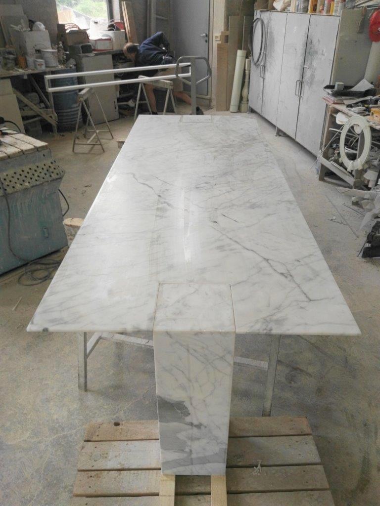 A rectangular console table in Bianco Del Re stone that is perfect for any home. Perfect for any home. Please inquire for information about other marble material choices.