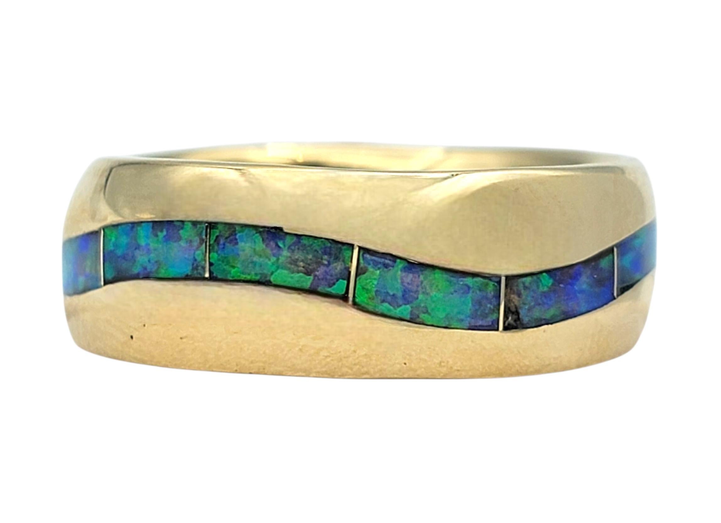 Anillo de oro amarillo de 14 quilates con incrustación de ópalo de corte curvo rectangular en Bueno estado para la venta en Scottsdale, AZ
