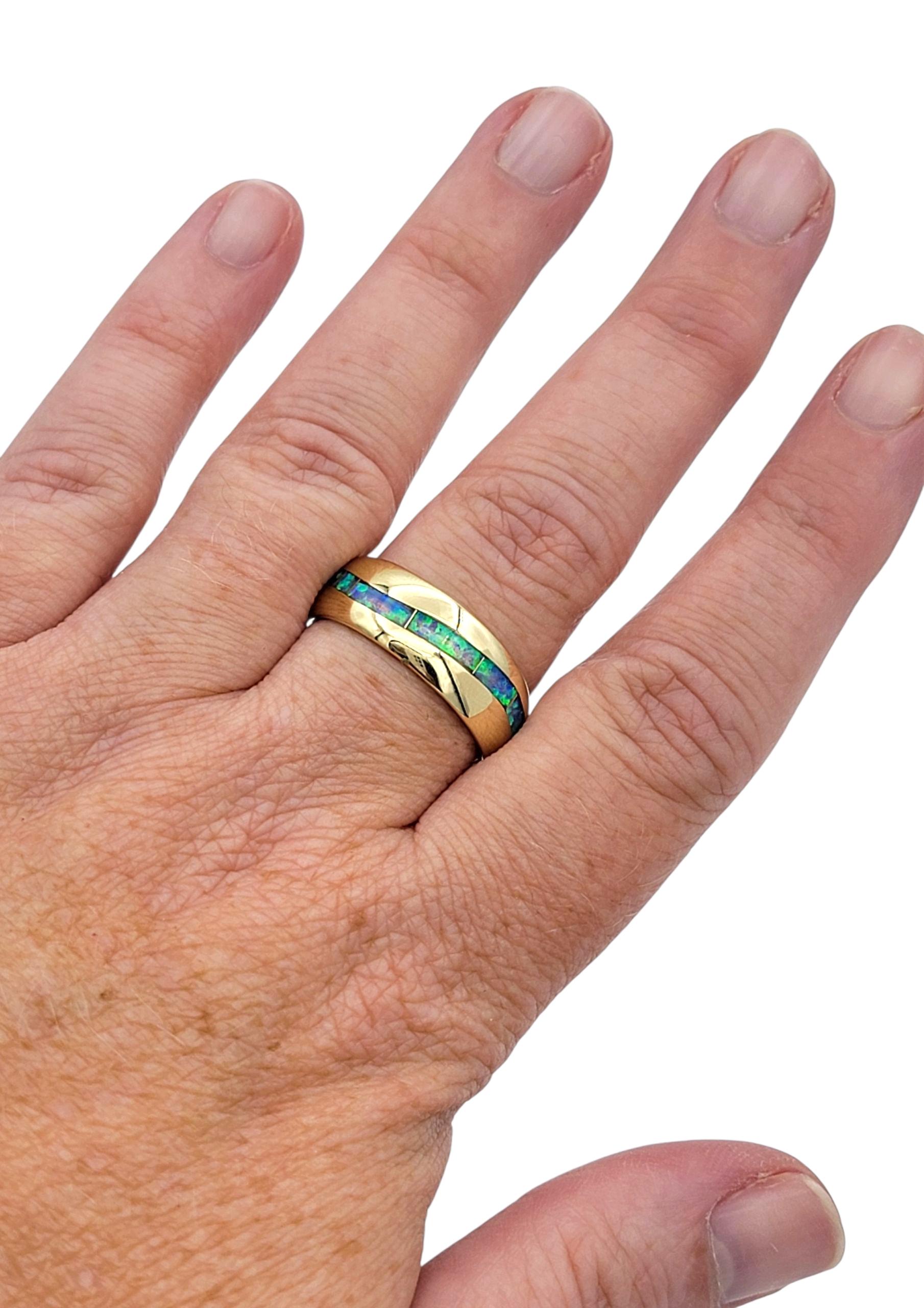 Anillo de oro amarillo de 14 quilates con incrustación de ópalo de corte curvo rectangular en venta 1