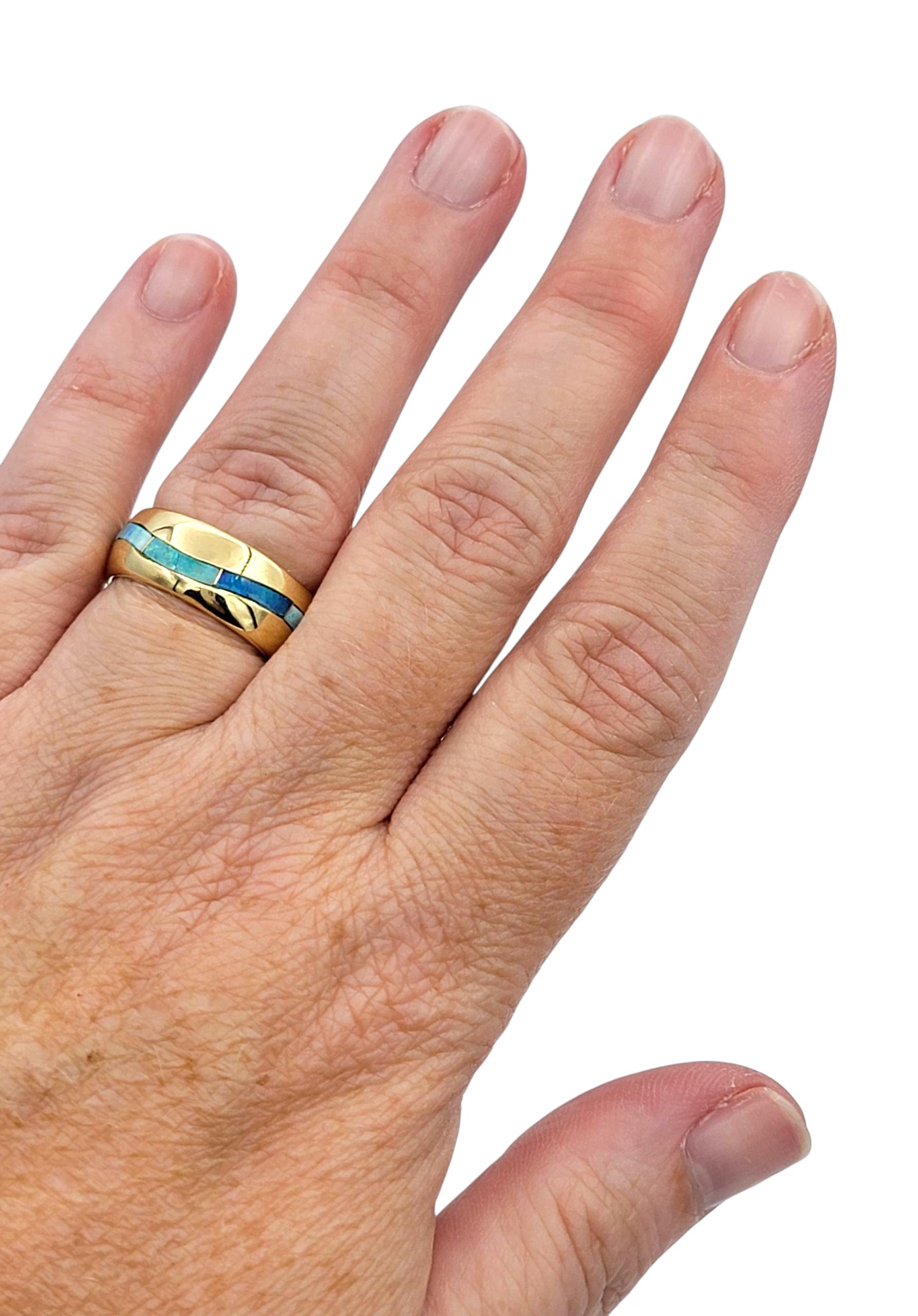 Bague d'éternité en or jaune 14 carats avec incrustation d'opale rectangulaire et incurvée en vente 1