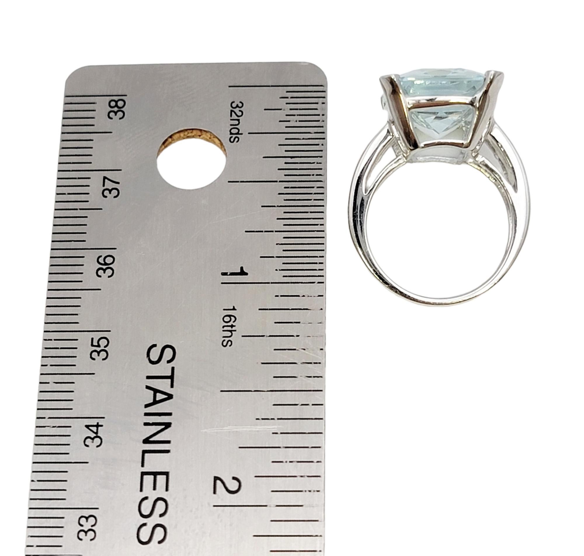 Rectangular Cut Aquamarine and Baguette Diamond Cocktail Ring in Platinum For Sale 12