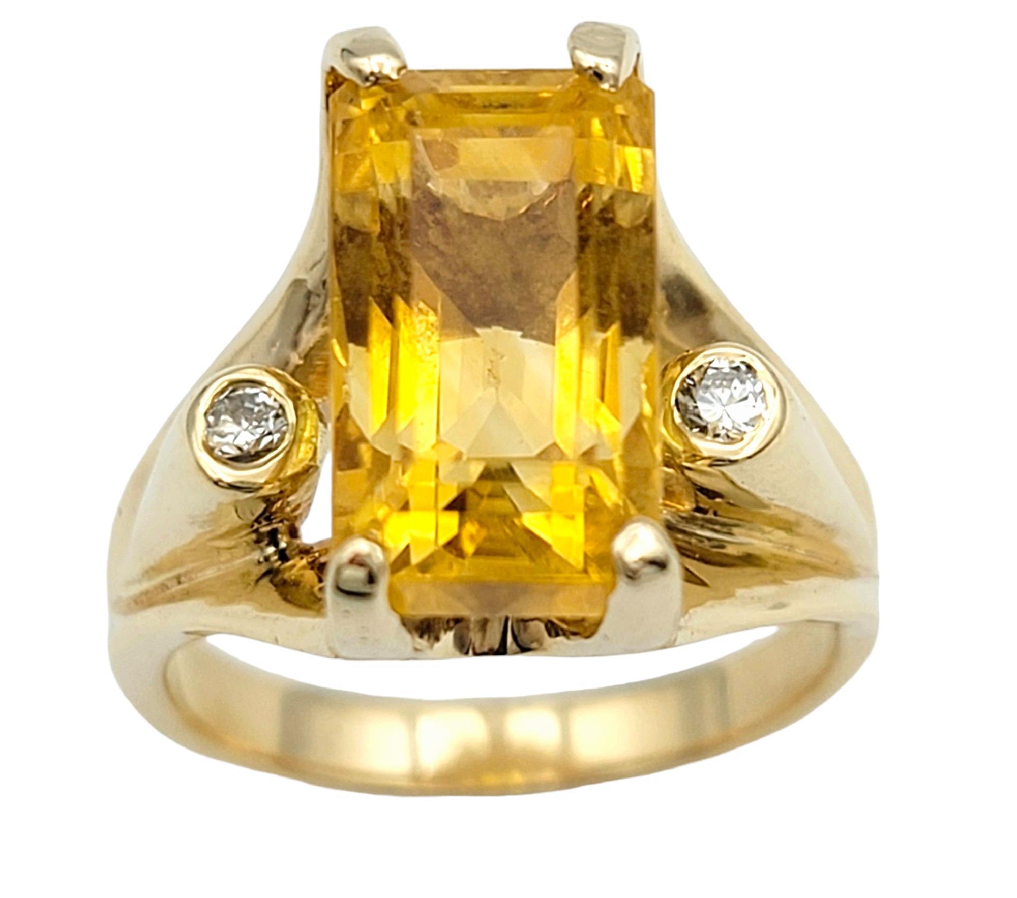 Ring size: 7.5

Indulge in timeless elegance with this exquisite estate ring, a true testament to refined taste and sophistication. Crafted in 14 karat yellow gold, this stunning piece features a magnificent 6.89-carat citrine, captivating in its