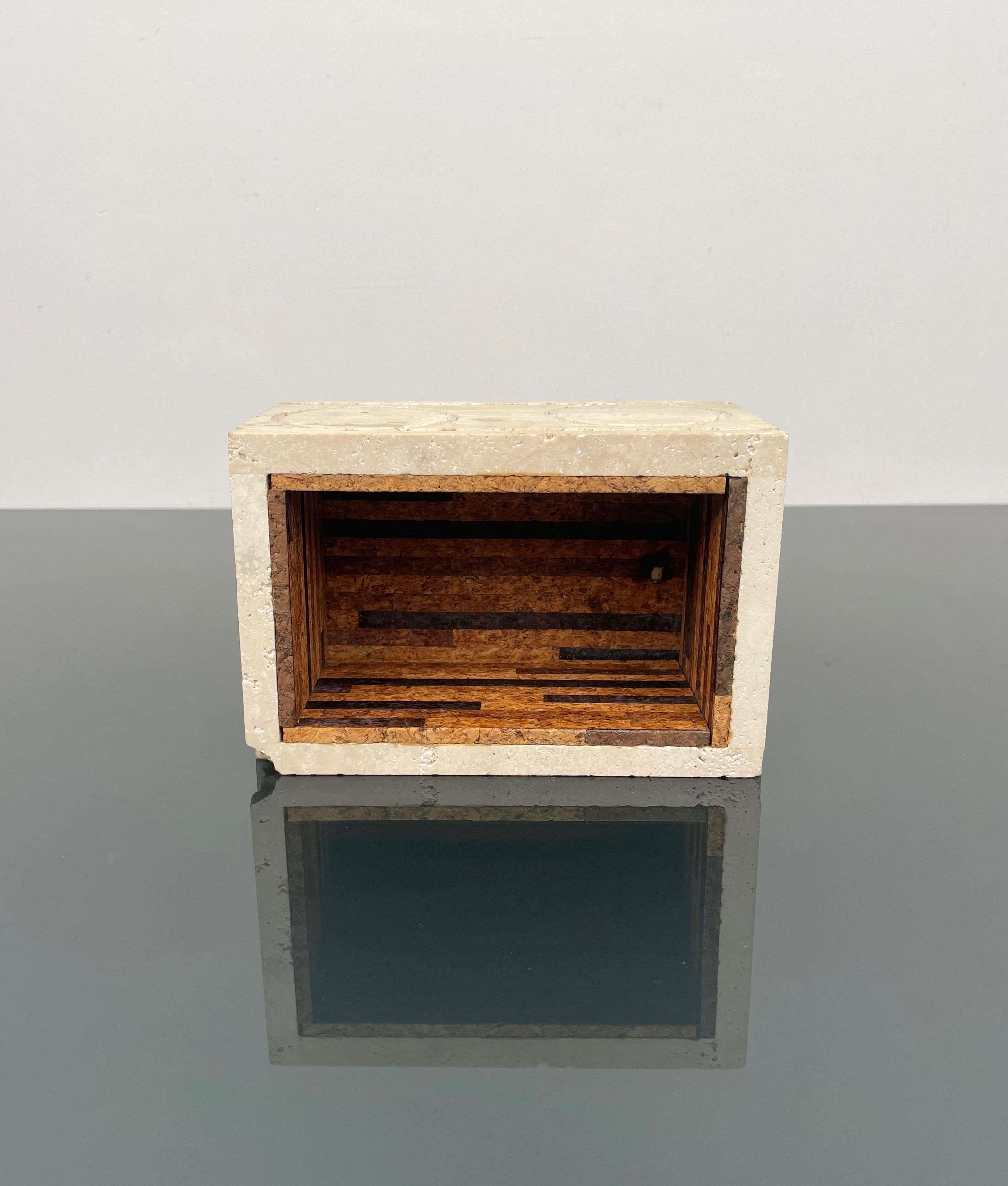 Caja rectangular decorativa en travertino y corcho de Marble Art, Italia, años 70 en venta 4