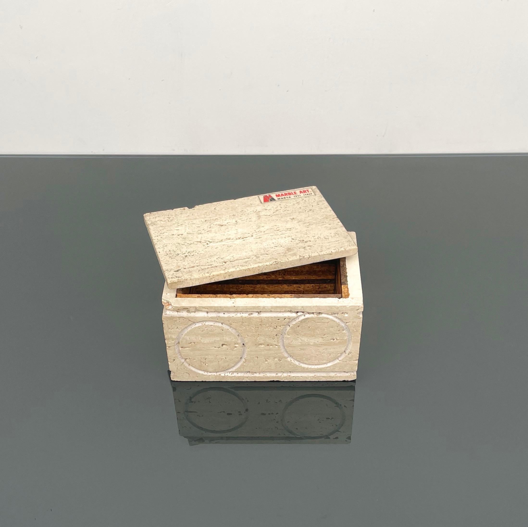 Caja rectangular decorativa en travertino y corcho de Marble Art, Italia, años 70 en venta 8