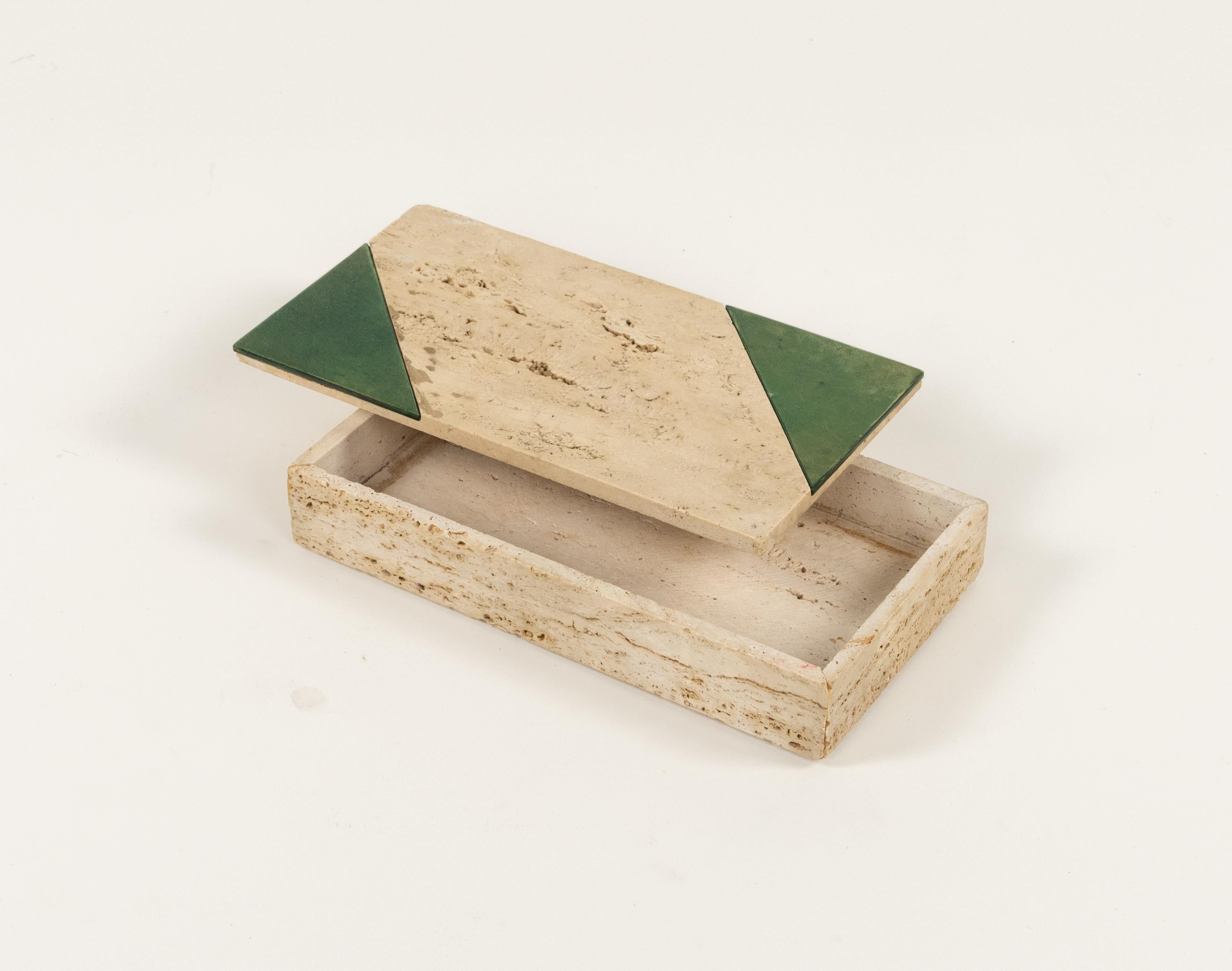 Italian Rectangular Decorative Box in Travertine Fratelli Mannelli Style, Italy 1970s For Sale