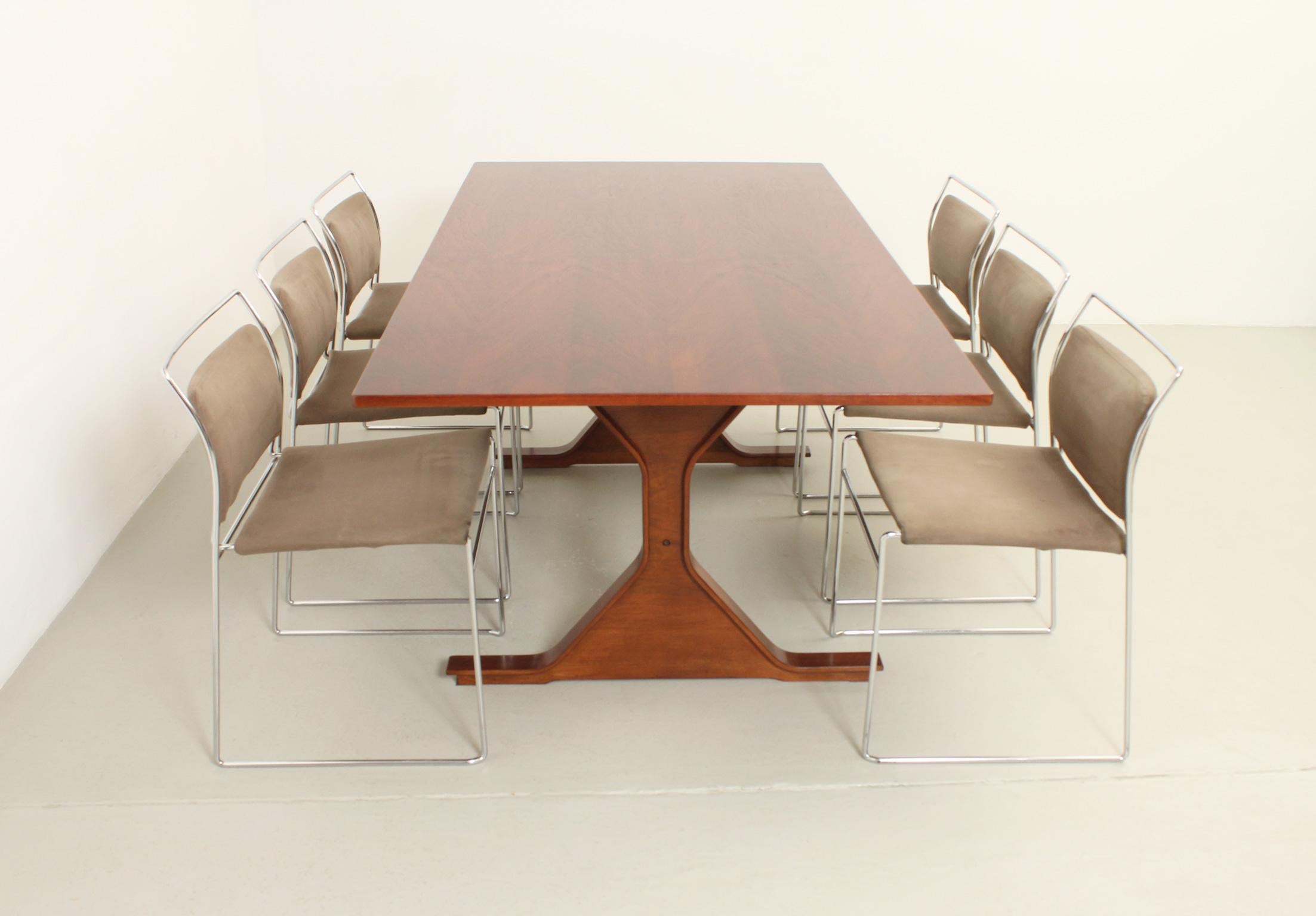 Walnut Rectangular Dining Table by Gianfranco Frattini for Bernini, Italy For Sale