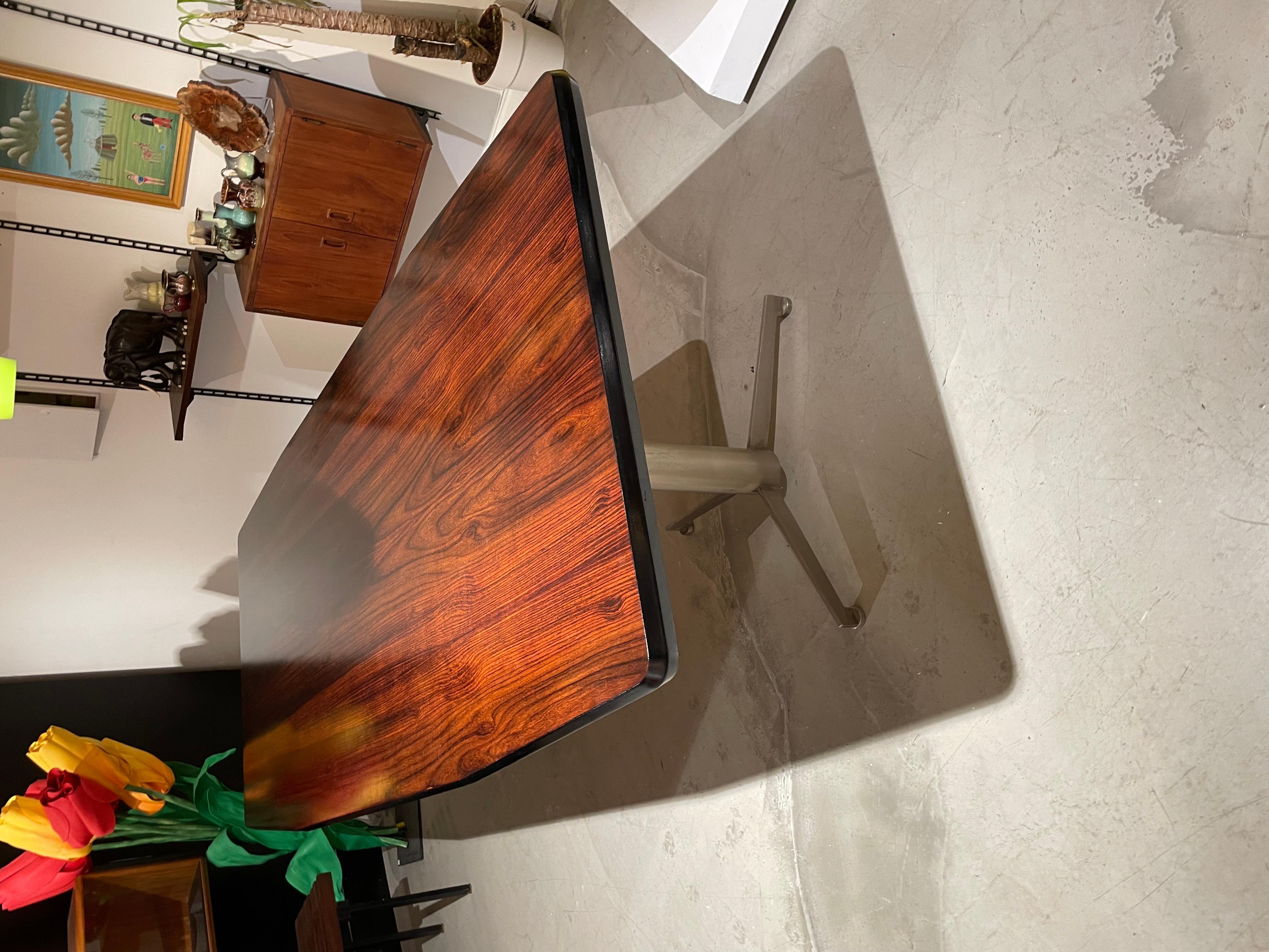 Rectangular Dining Table In Good Condition In Brussel, BE