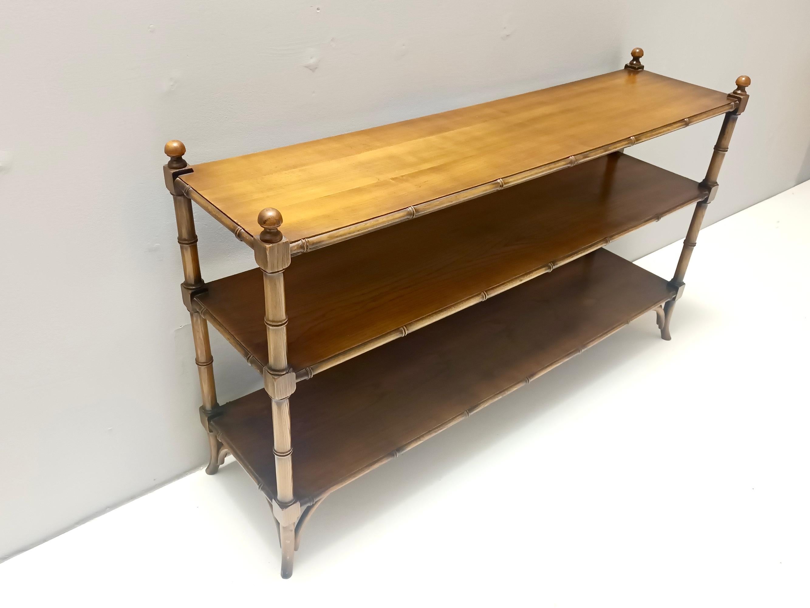 Rechteckige Durmast-Etagere / Konsolentisch mit zwei Ablagen, Italien (Italienisch) im Angebot