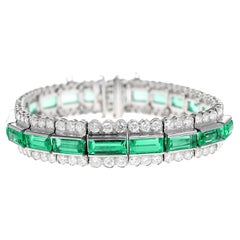 AGL Certified Rectangular Step-Cut Colombian Emerald and Diamond Bracelet, PT