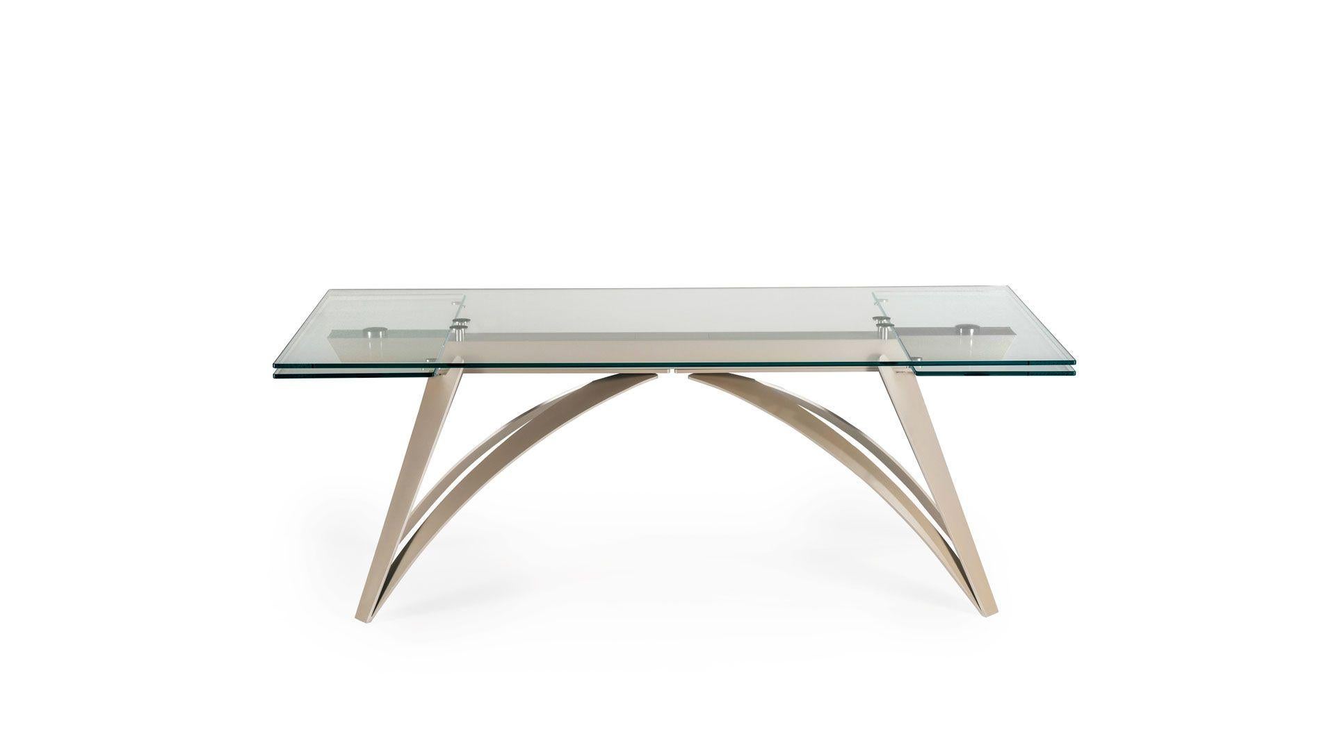 BRUNELLESCHI - Extendable Dining Table
Design: A. Casati

The Brunelleschi dining table blends sophisticated design with practical versatility, creating a refined centerpiece for contemporary interiors. Ideal for daily dining as well as special