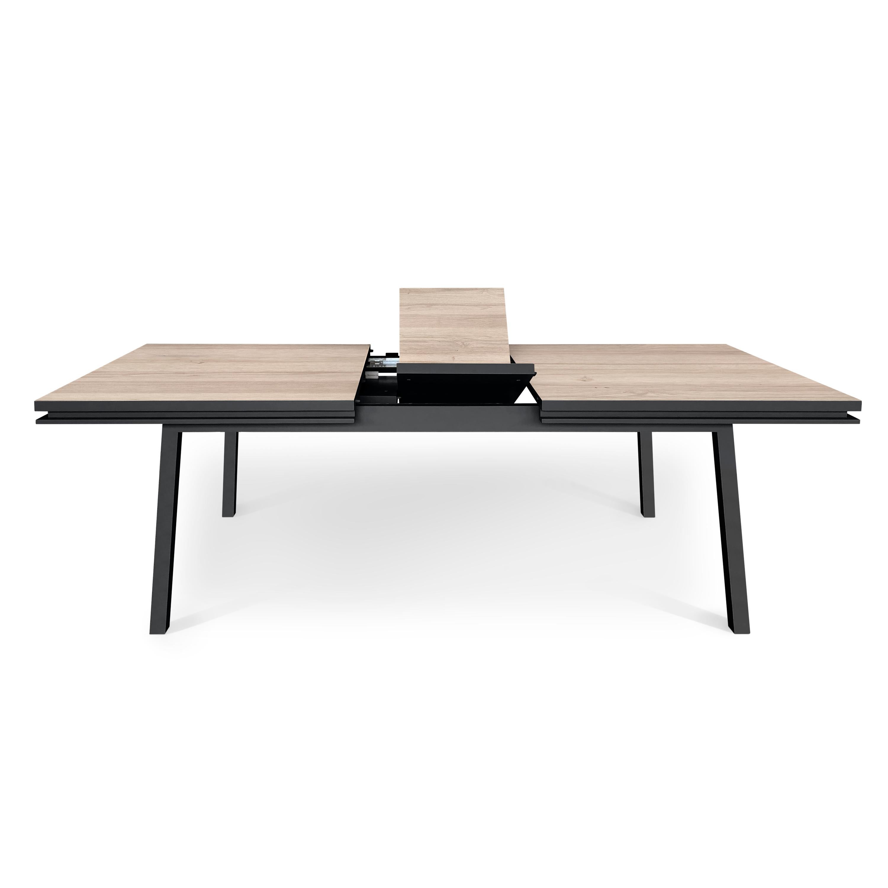 Scandinavian Modern Extensible dining table 100% in solid oak, French design by Eric Gizard -Paris For Sale