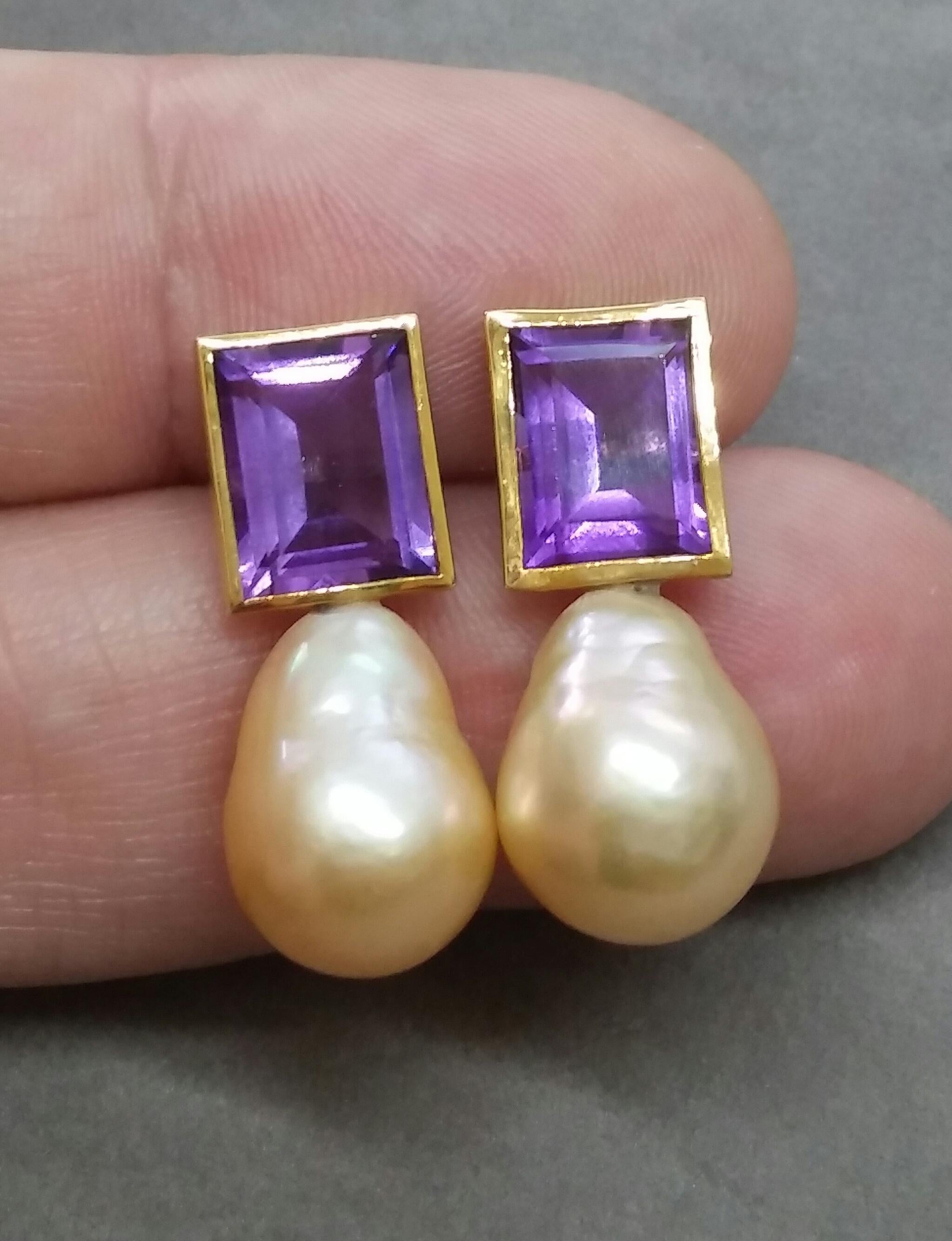 Rectangular Faceted Amethyst 14 K Yellow Gold Cream Baroque Pearls Stud Earrings For Sale 4