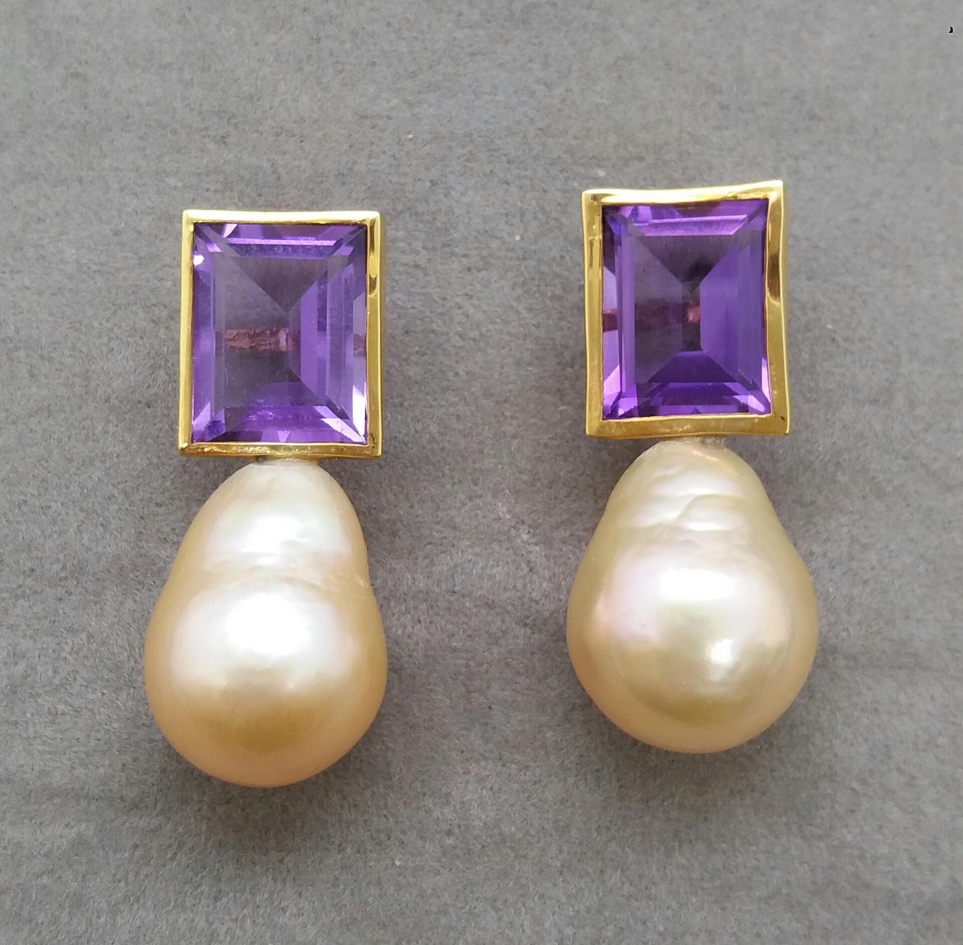 Baguette Cut Rectangular Faceted Amethyst 14 K Yellow Gold Cream Baroque Pearls Stud Earrings For Sale