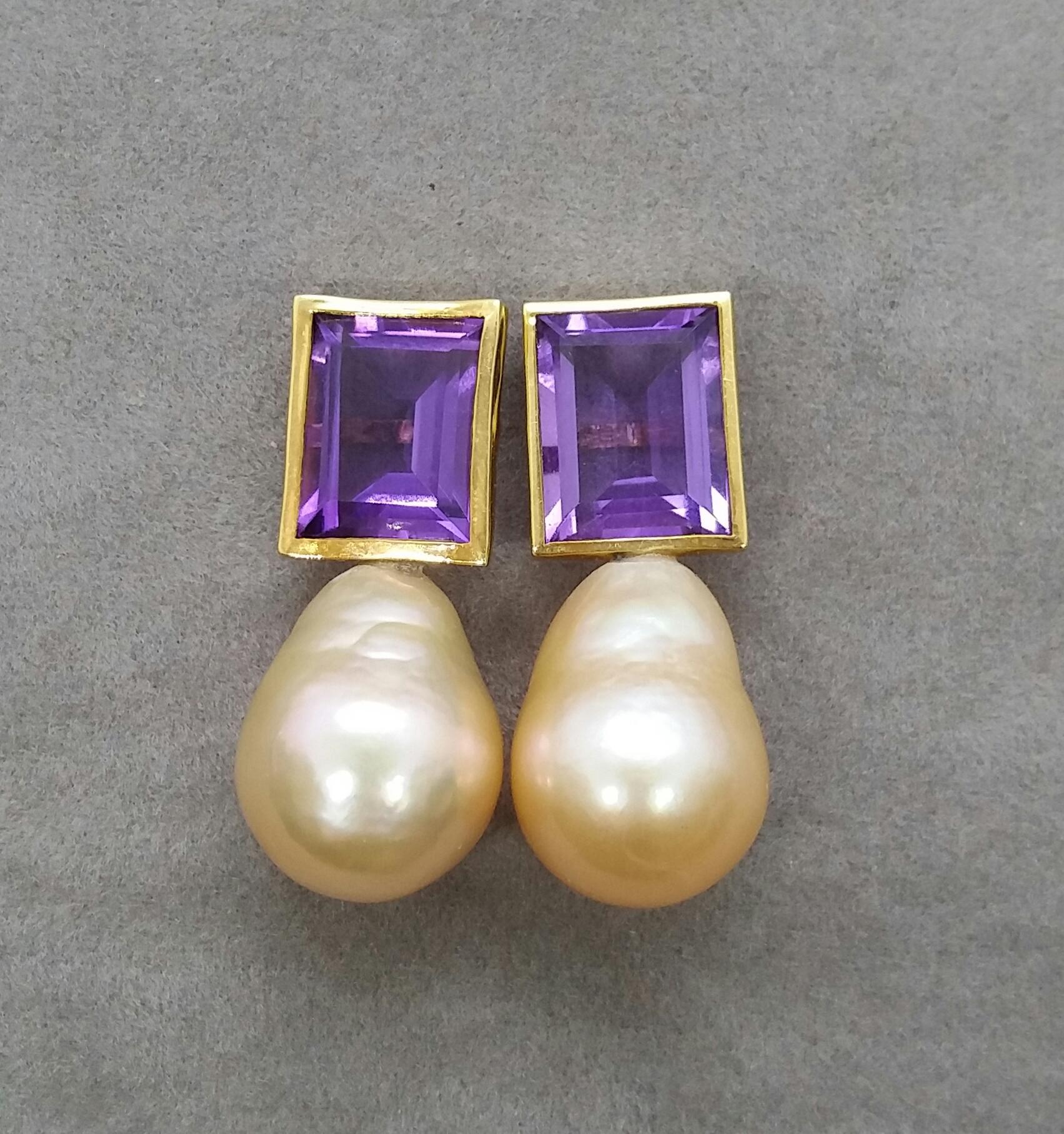 Rectangular Faceted Amethyst 14 K Yellow Gold Cream Baroque Pearls Stud Earrings For Sale 1