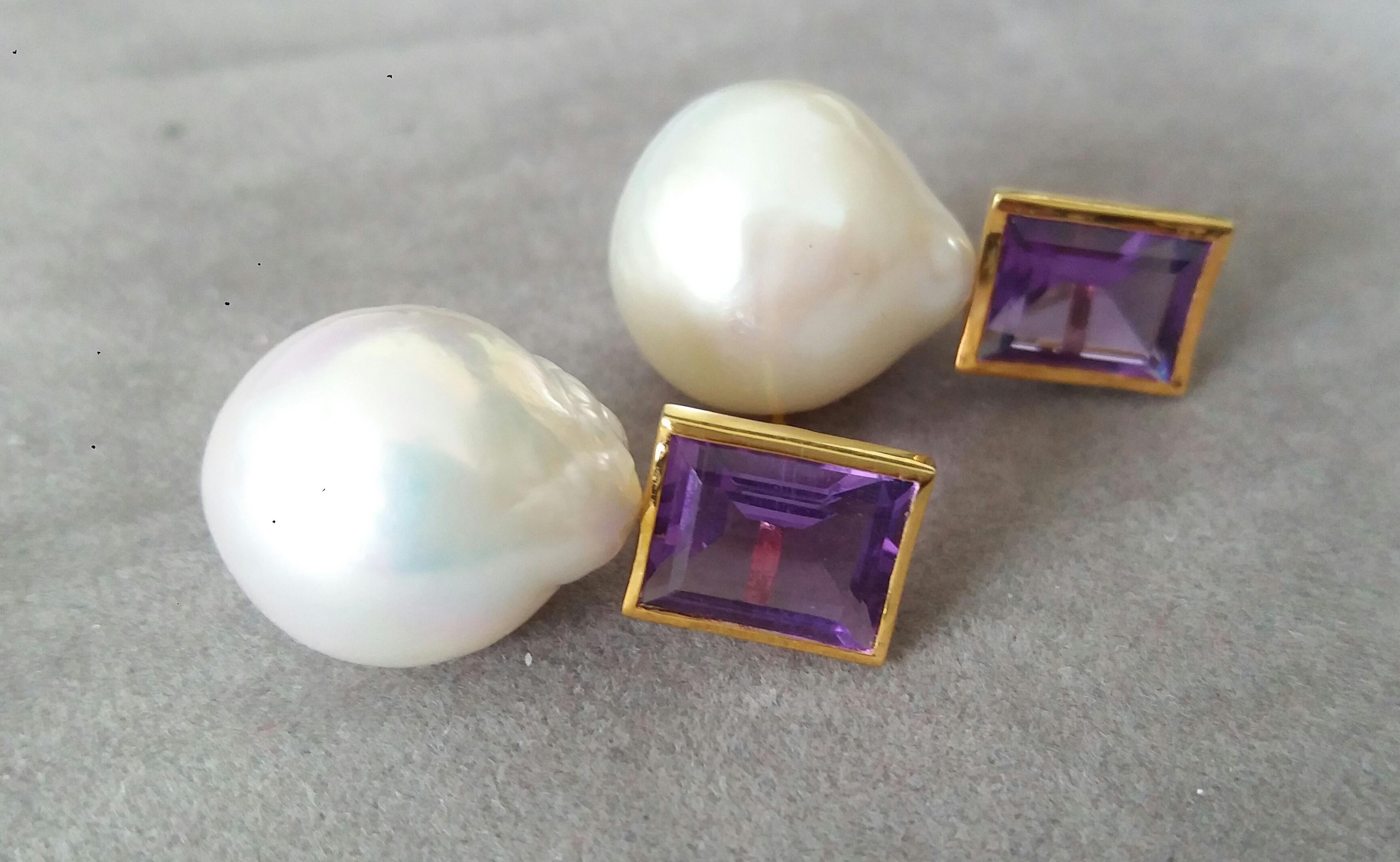 Rectangular Faceted Amethyst 14 K Yellow Gold White Baroque Pearls Stud Earrings In Good Condition For Sale In Bangkok, TH