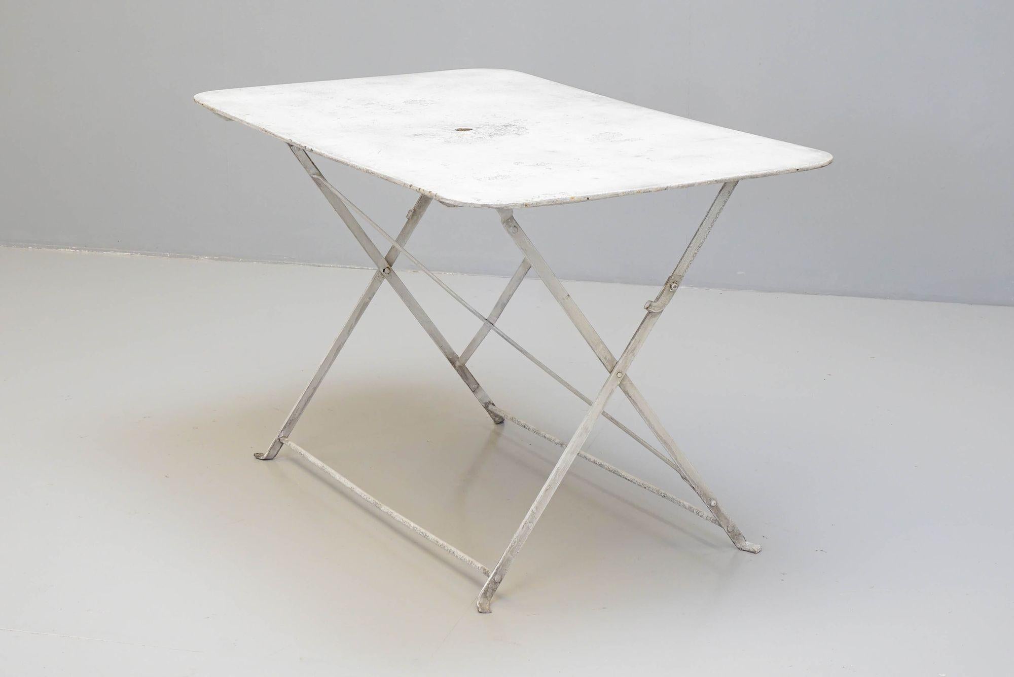 Table de jardin pliante rectangulaire Bon état - En vente à London, England