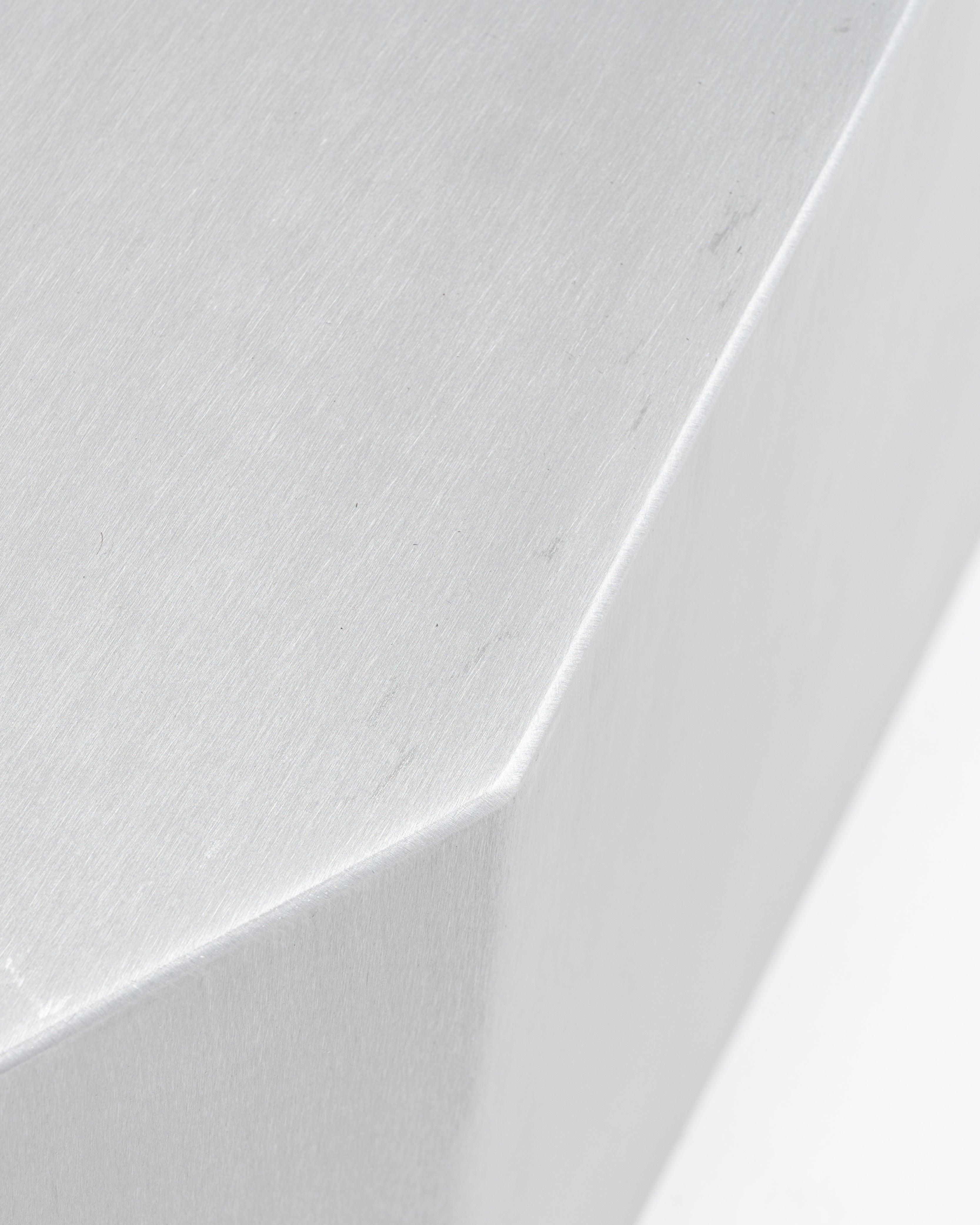 Mesa de centro rectangular Funki Lounge de aluminio cepillado en venta 4