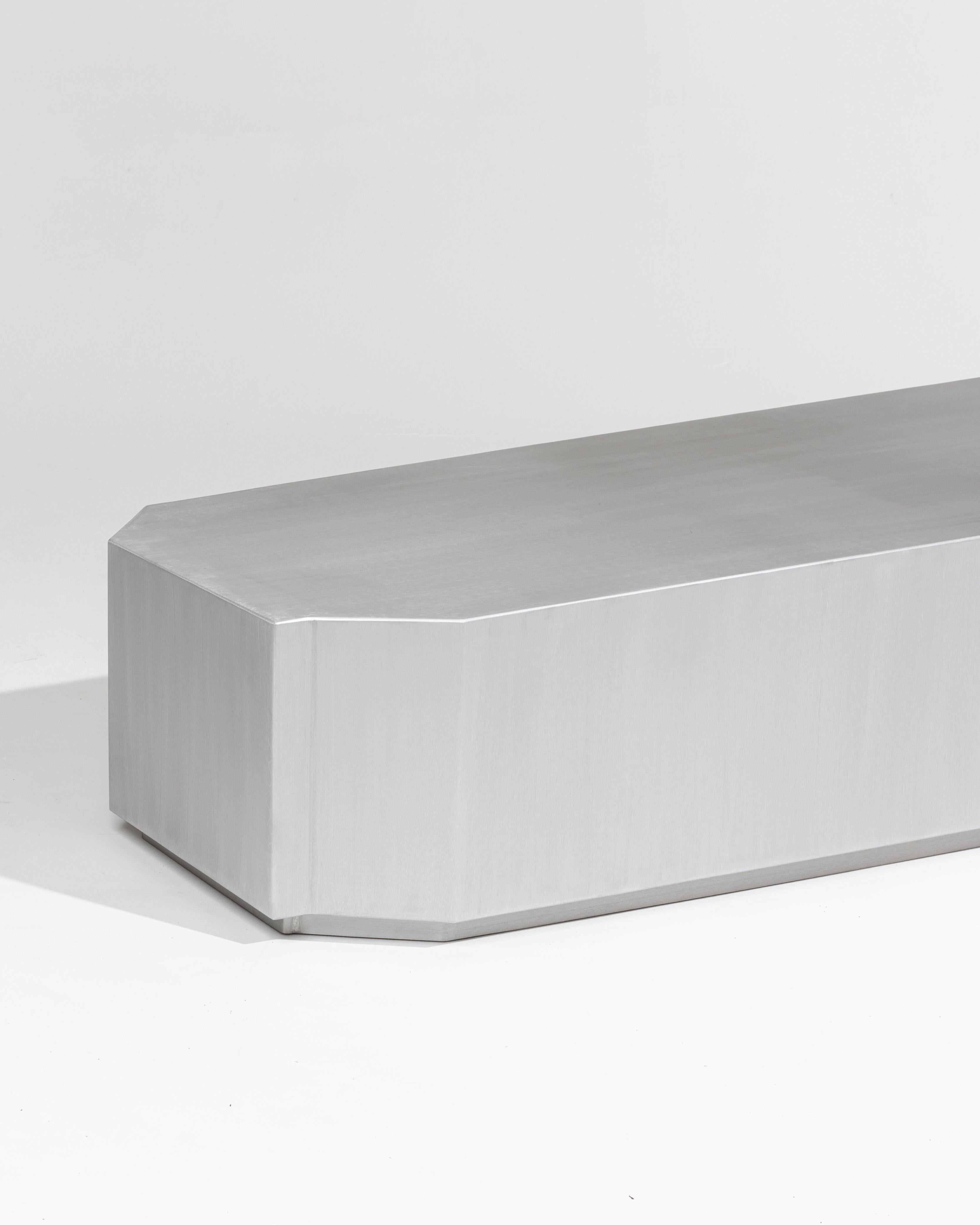 Mesa de centro rectangular Funki Lounge de aluminio cepillado Aluminio en venta