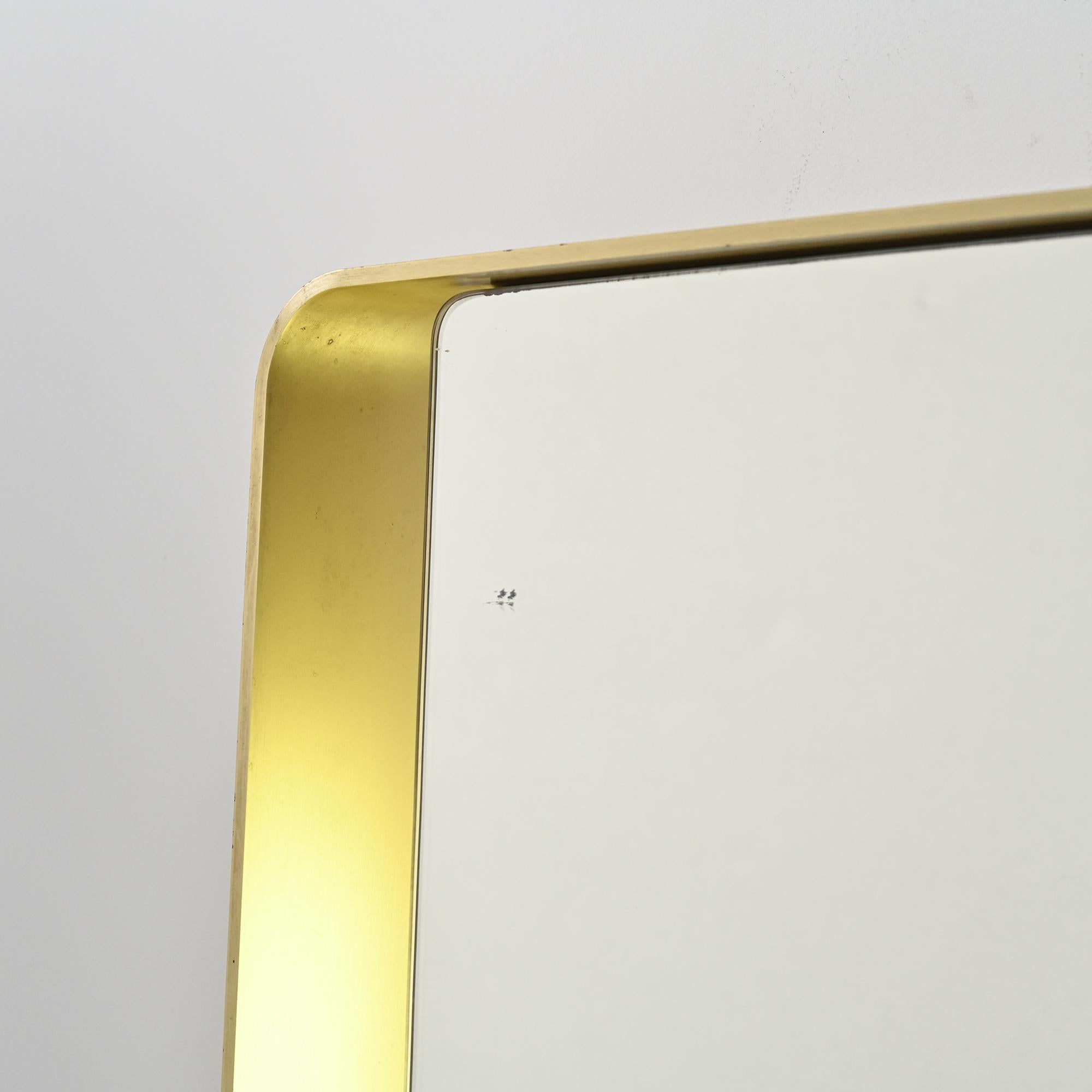 Miroir rectangulaire en métal doré, vers 1970 en vente 1