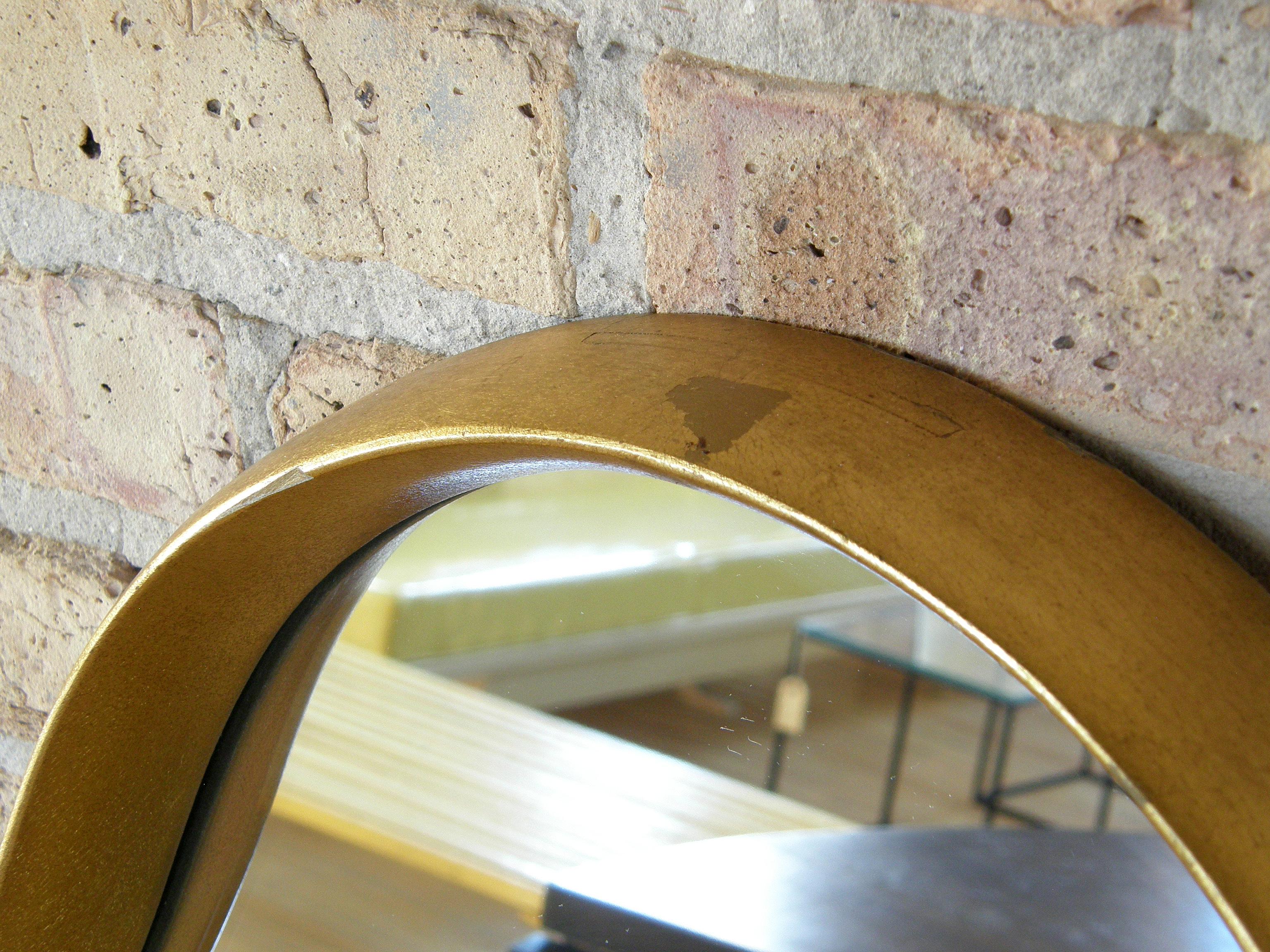 Rechteckiger Spiegel aus vergoldetem Holz mit gewölbter Platte im Angebot 6