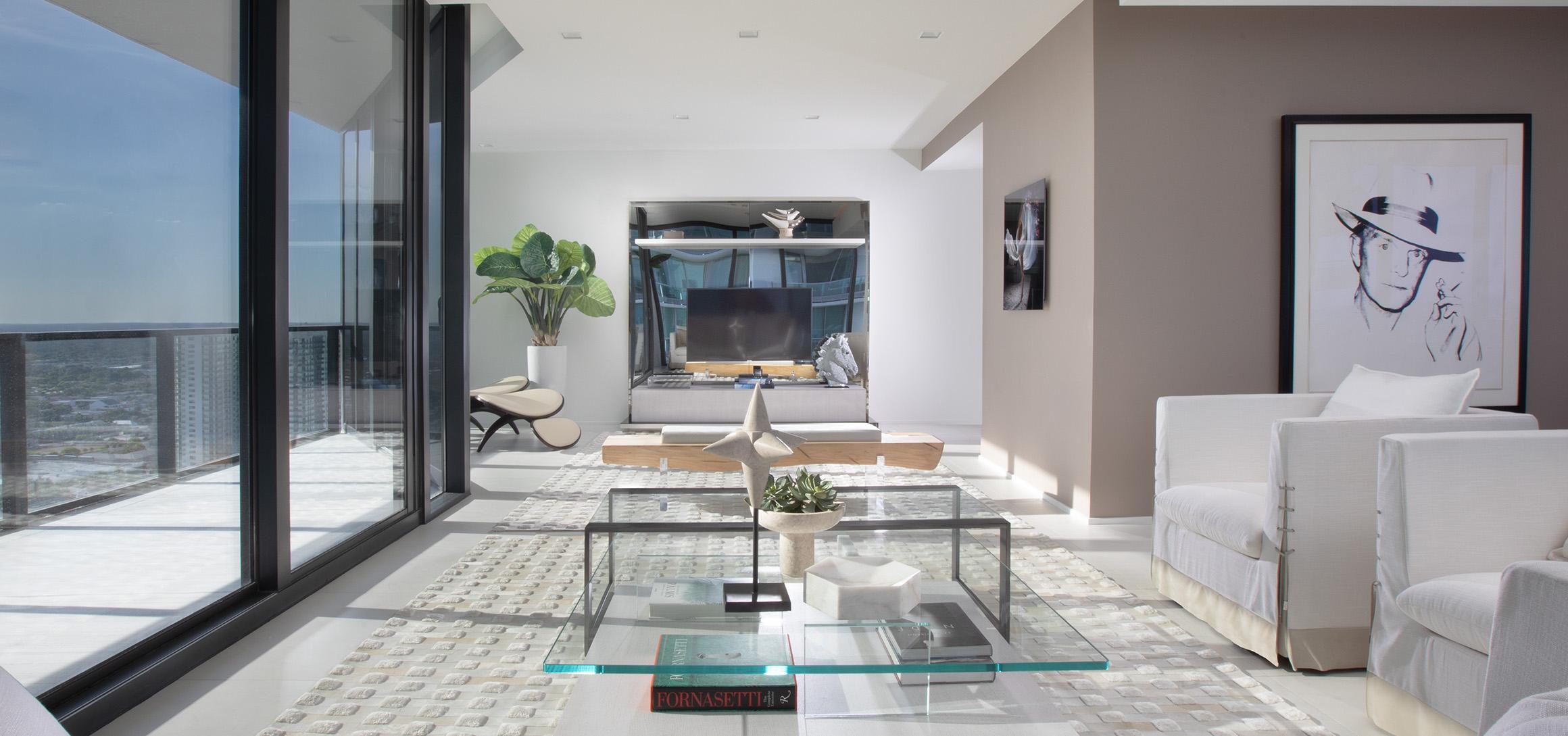 Moderne Table basse rectangulaire en verre et acier, Table basse Barcelone en vente
