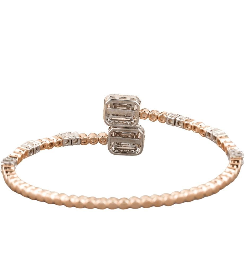 Pulsera rectangular con halo de diamantes en oro macizo de 14k (certificado) en venta 2