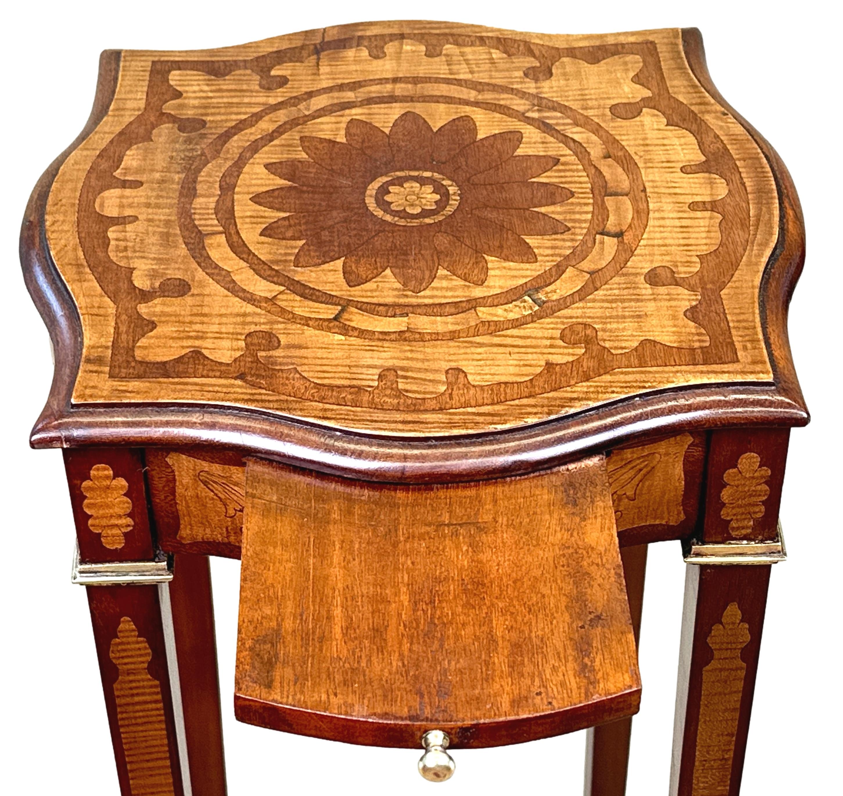 Rectangular Late 19th Century Mahogany & Satinwood Occasional Table For Sale 1