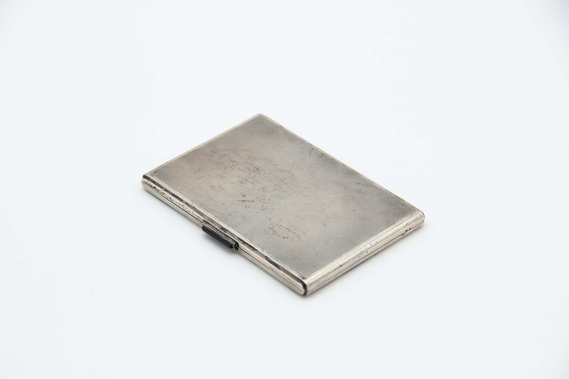 European Rectangular matte silver cigarette case For Sale