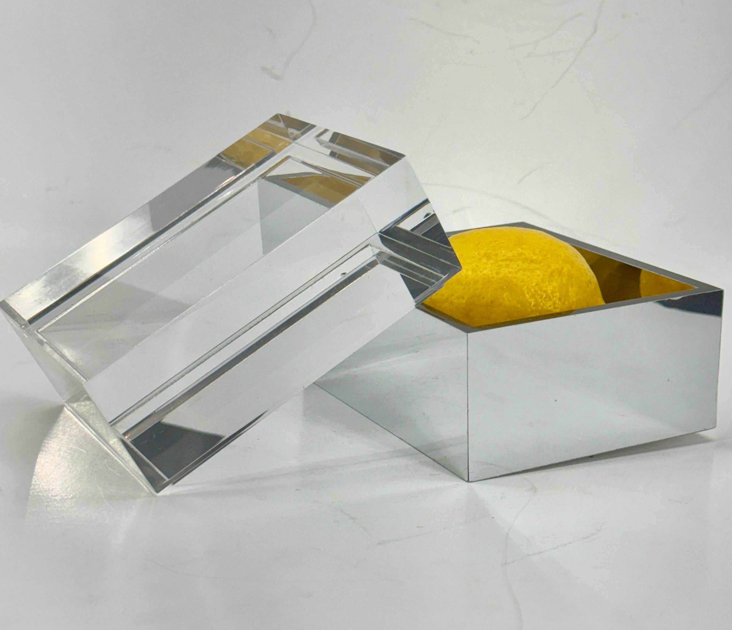 Rectangular Mid-Century Chrome Thick Lucite Box by Albrizzi For Sale 10