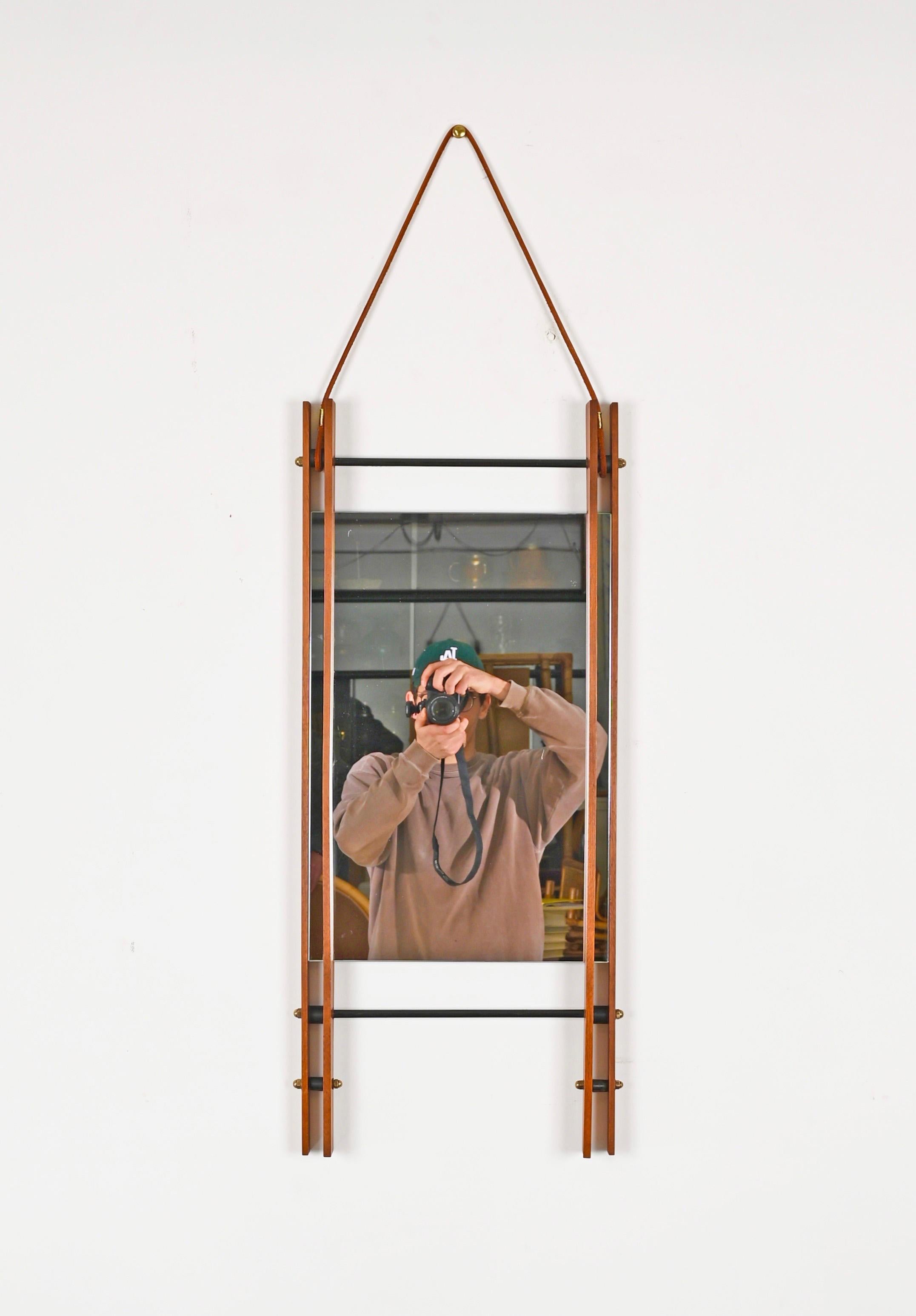 Rectangular Mirror with Double Teak Frame, Leather and Brass, Italy, 1970s For Sale 2