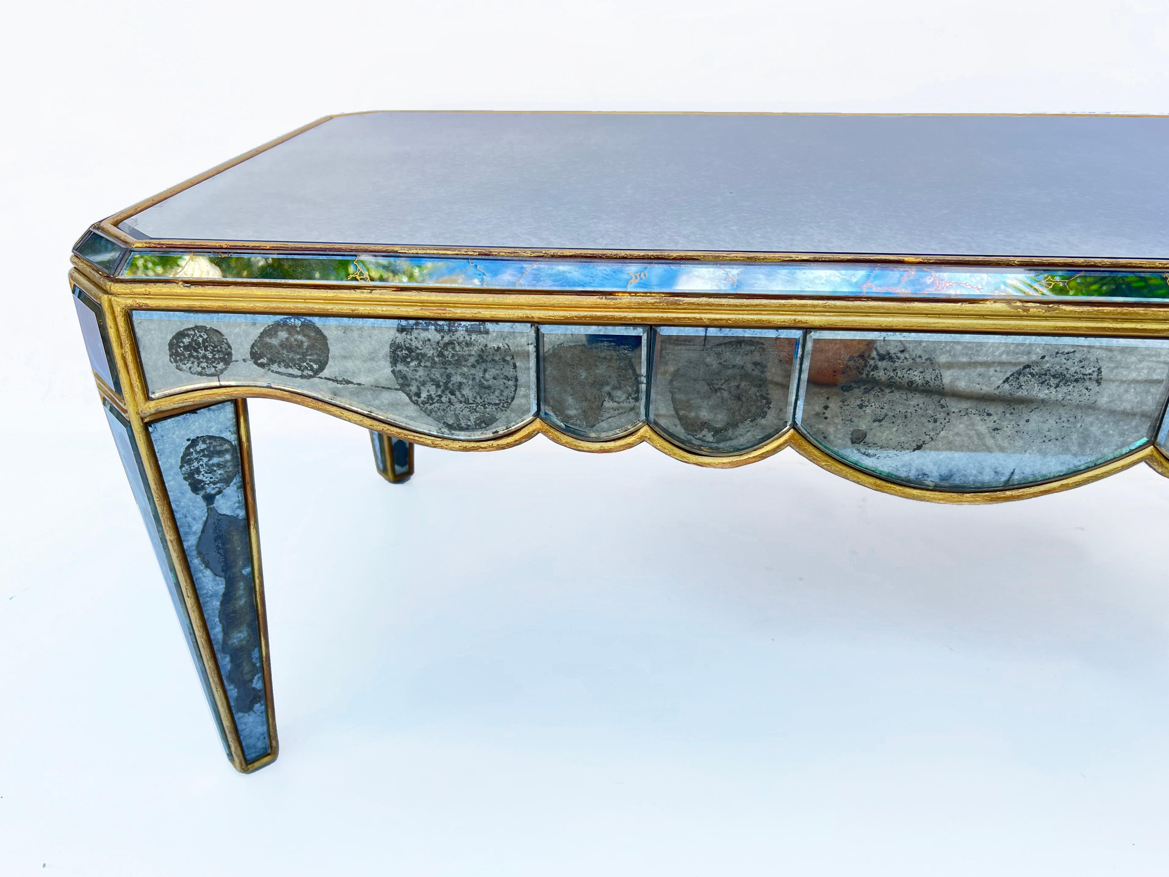Rectangular Mirrored Coffee Table Circa 1940s (Spiegel) im Angebot