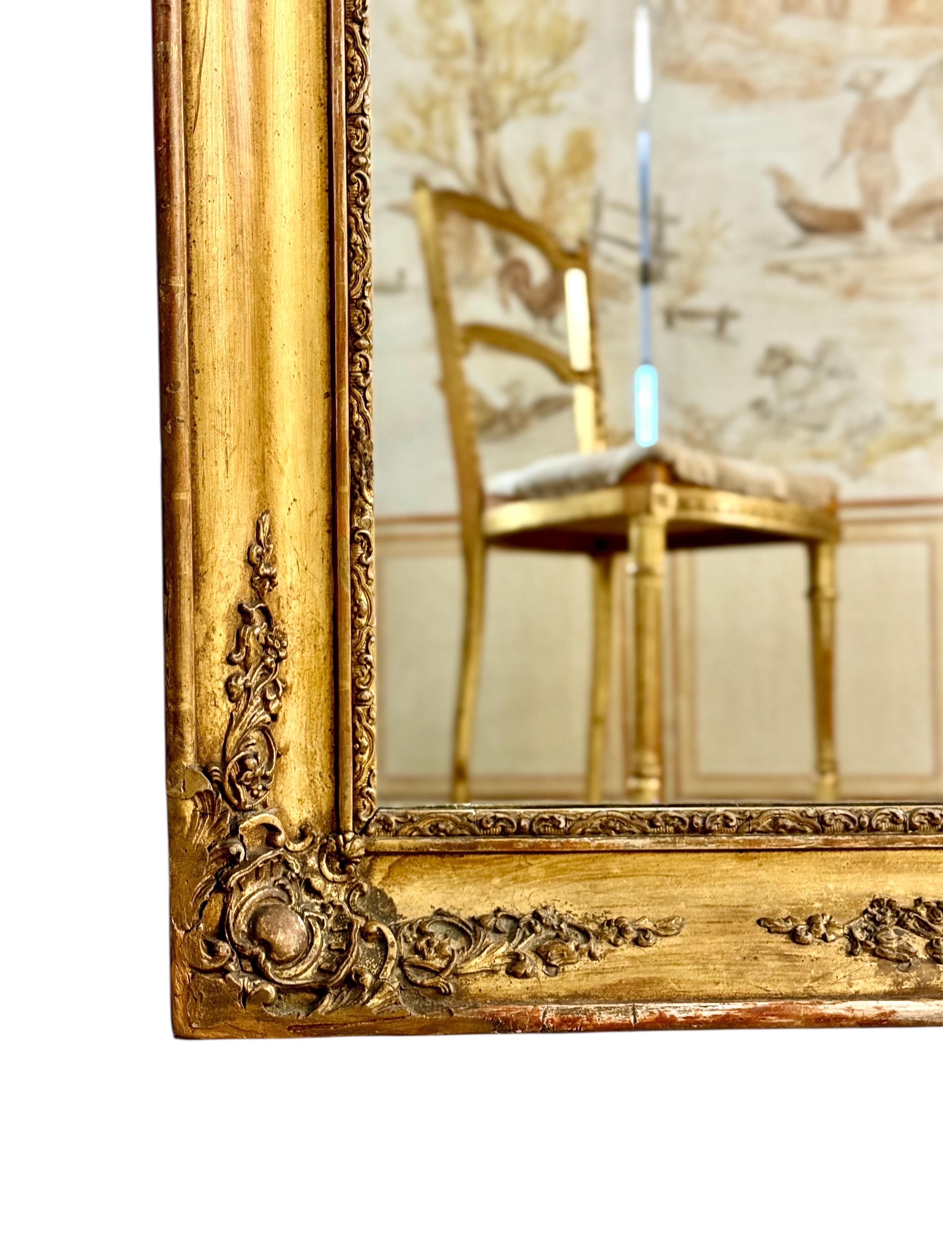 Rectangular Napoleon III Gilded Mirror with Rococo Carvings, France circa 1860 For Sale 3
