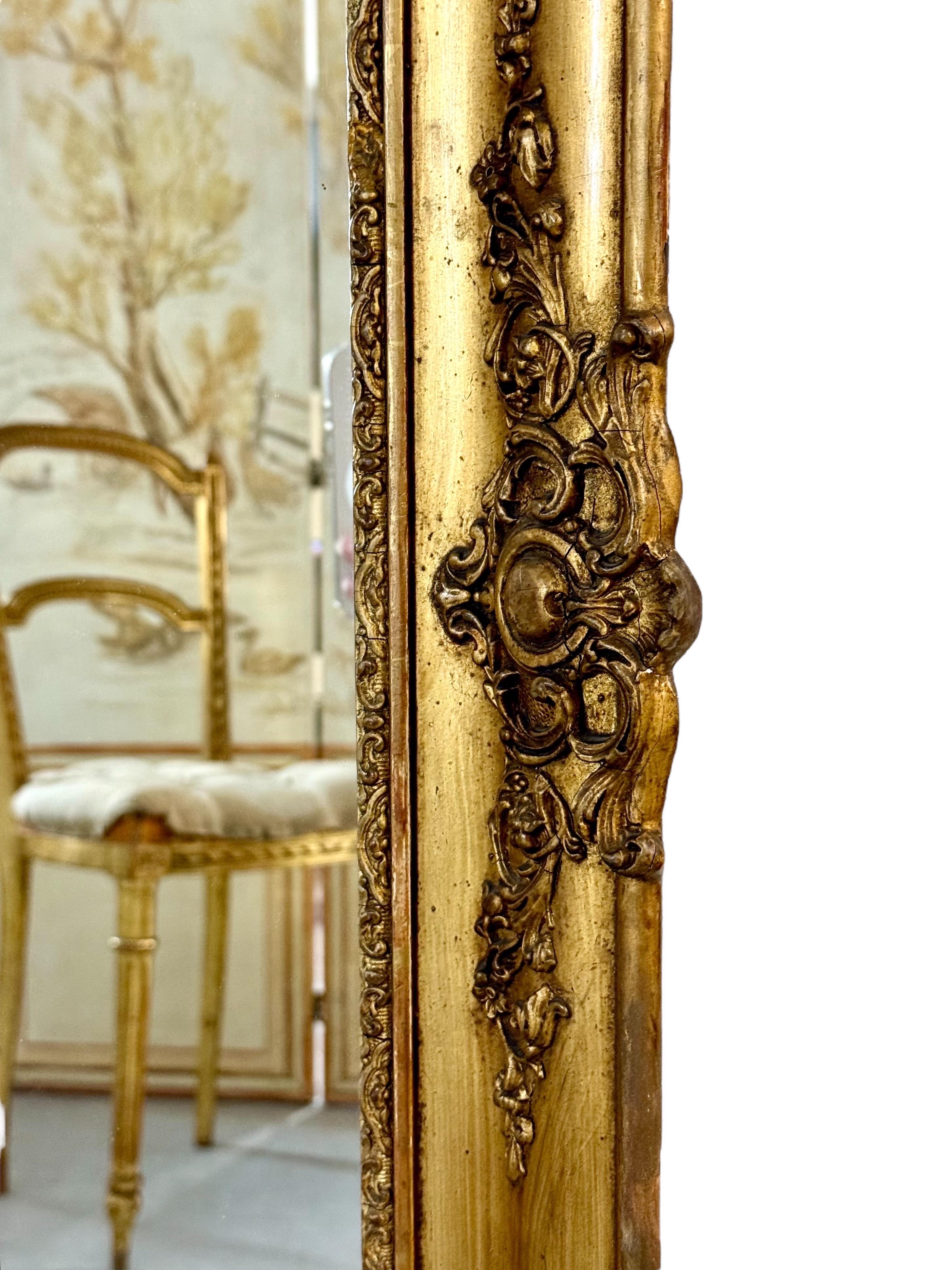 Rectangular Napoleon III Gilded Mirror with Rococo Carvings, France circa 1860 For Sale 6