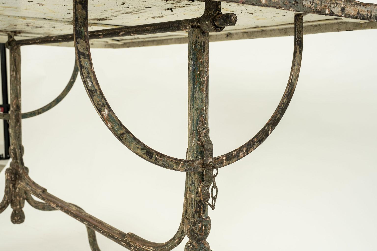 Rectangular Painted Iron Tilt-Table For Sale 4