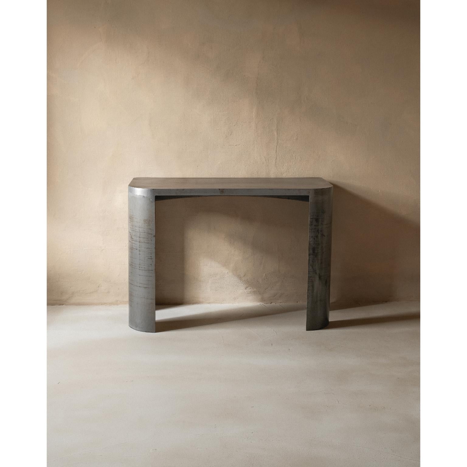 Rectangular Patinated Steel Contemporary Forever Writing Desk by Dennis Kaiser
Dimensions: D 50 x W 110 x H 77 cm.
Materials: Steel.

Handcrafted in Tuscany, Italy. Customization is available on request. Please contact us.

This desk is crafted from