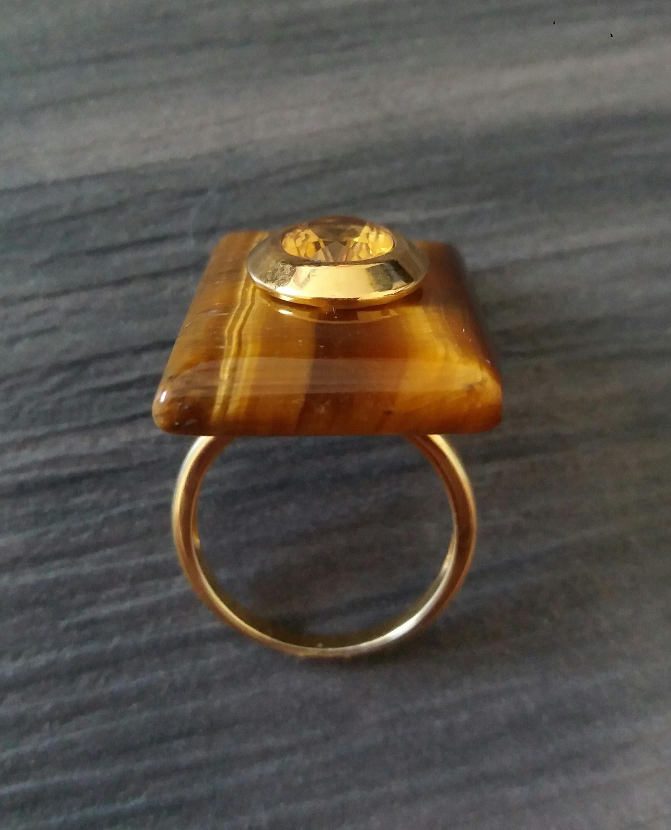 Rectangular Shape Tiger Eye Faceted Oval Yellow Citrine 14 Kt Gold Cocktail Ring In Good Condition For Sale In Bangkok, TH