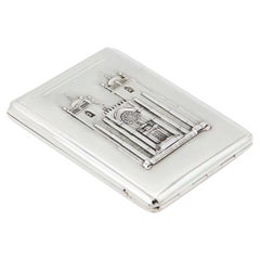 Rectangular silver cigarette case with reliefs depicting the Lisbon Cathedral