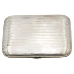 Rectangular silver cigarette case with rounded corners
